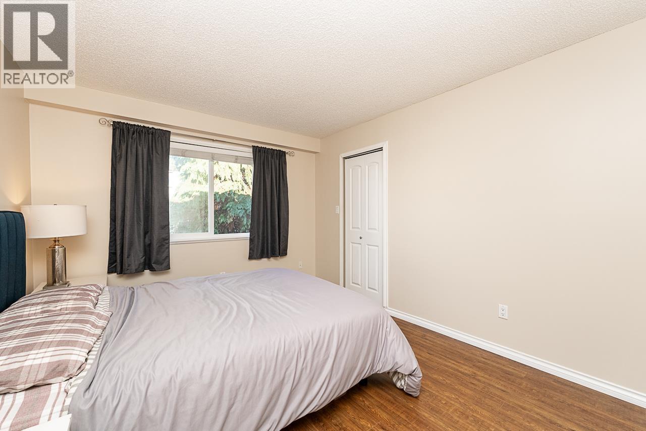301 327 Ninth Street Property Photo 10