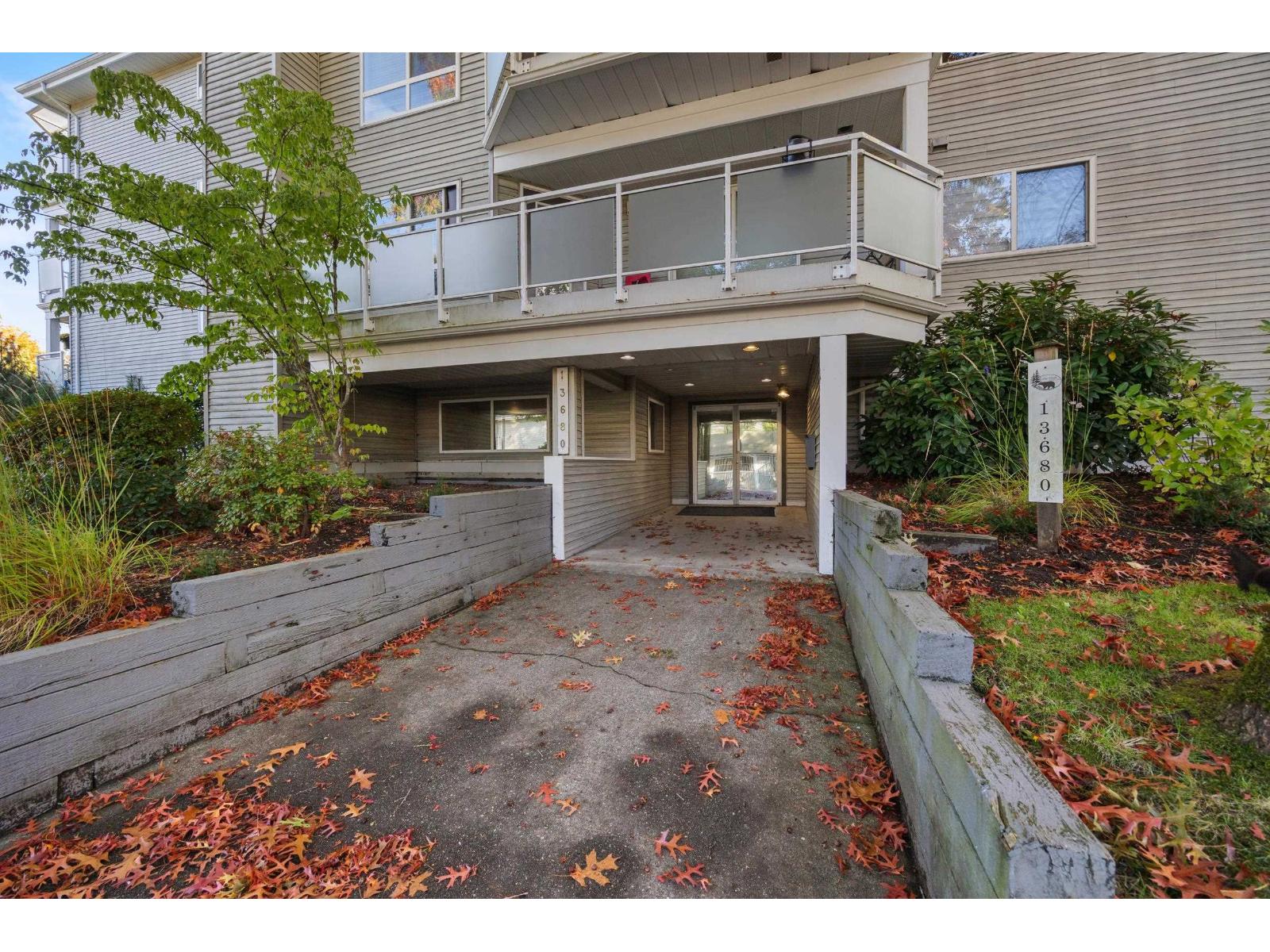 301 13680 84 Avenue Property Photo 3