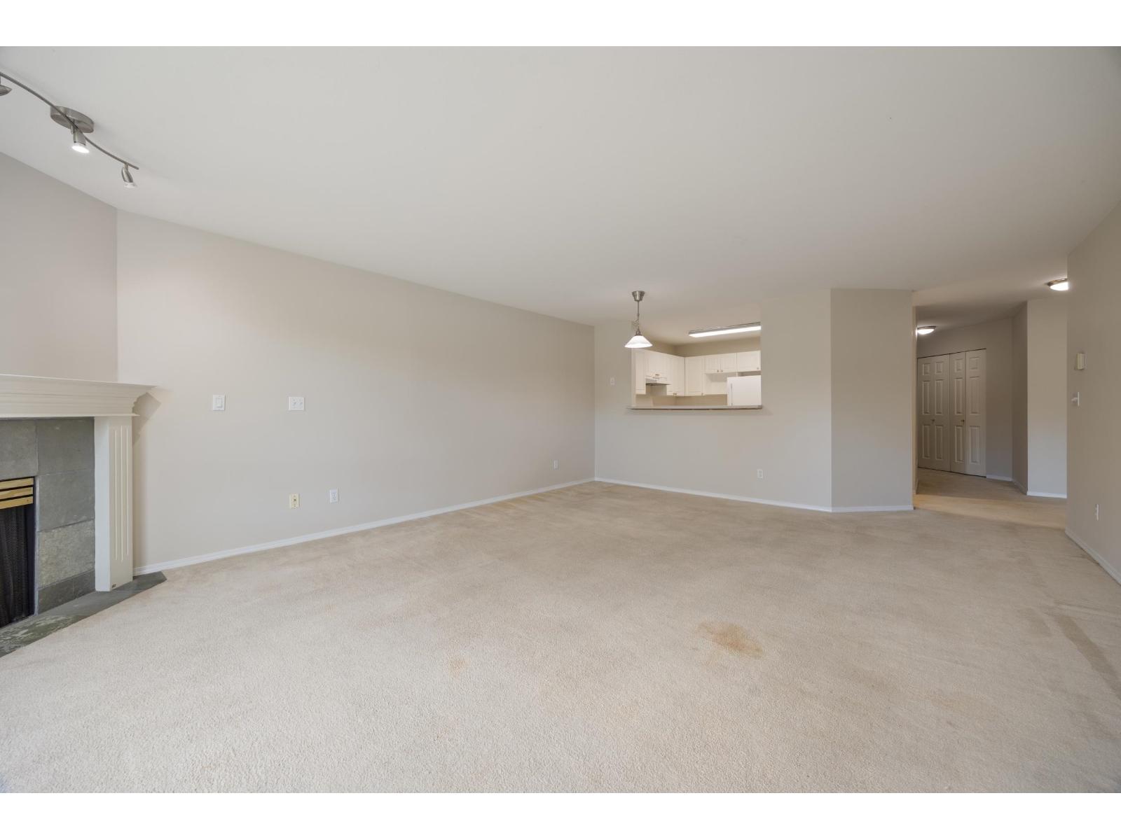301 13680 84 Avenue Property Photo 11