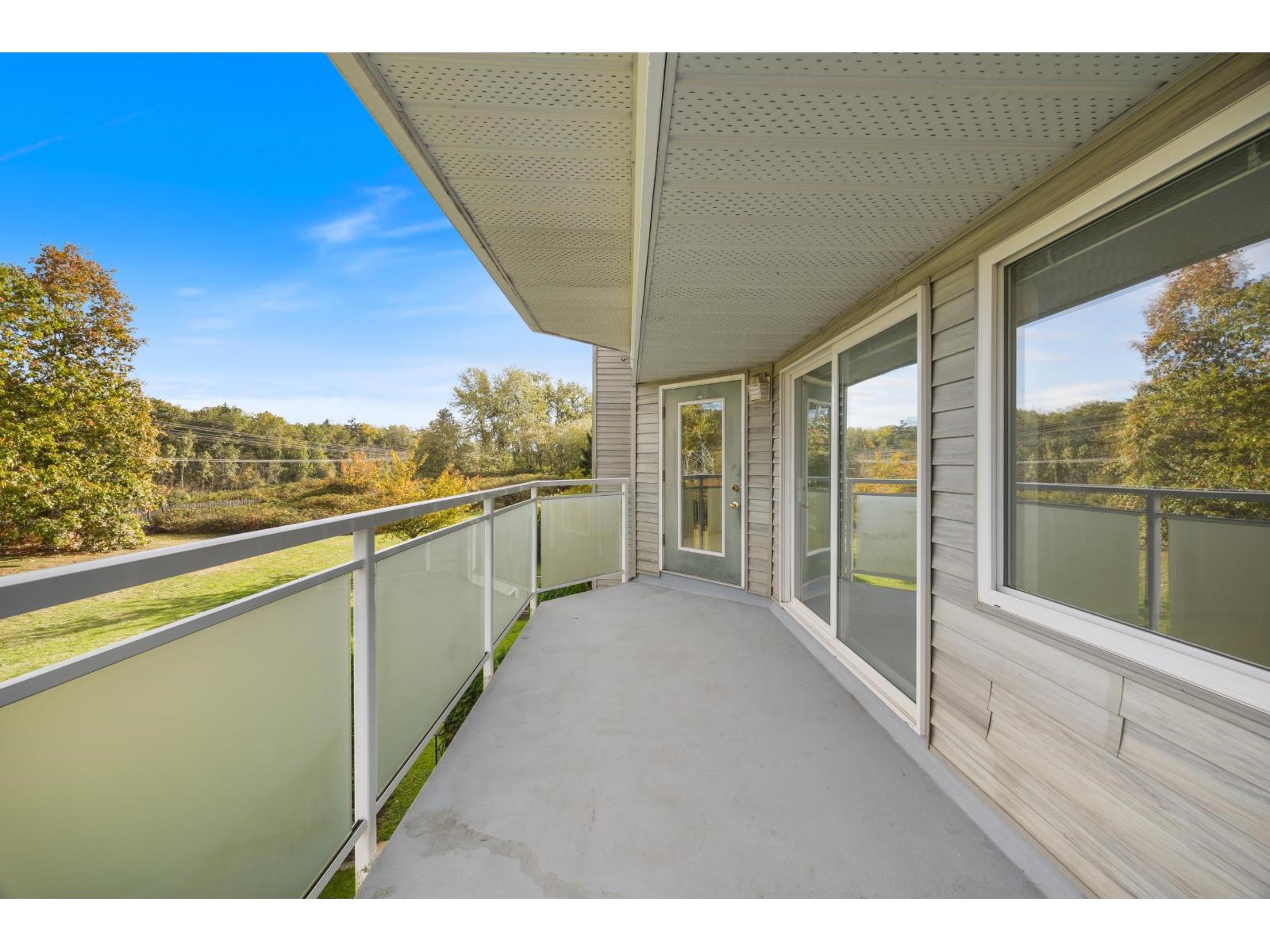 301 13680 84 Avenue Property Photo 13