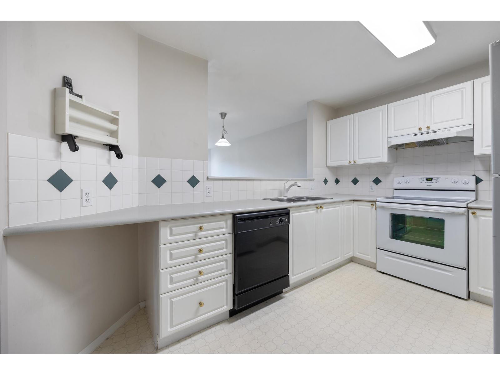 301 13680 84 Avenue Property Photo 20