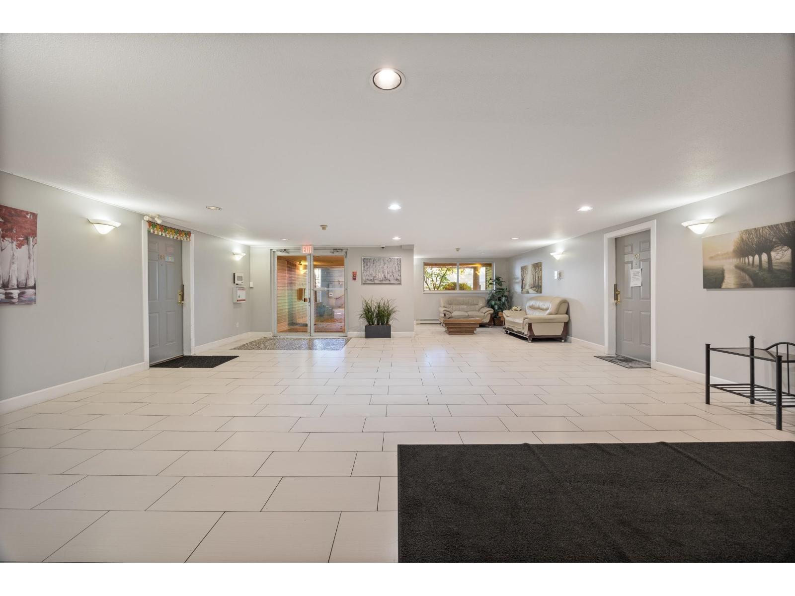 301 13680 84 Avenue Property Photo 34