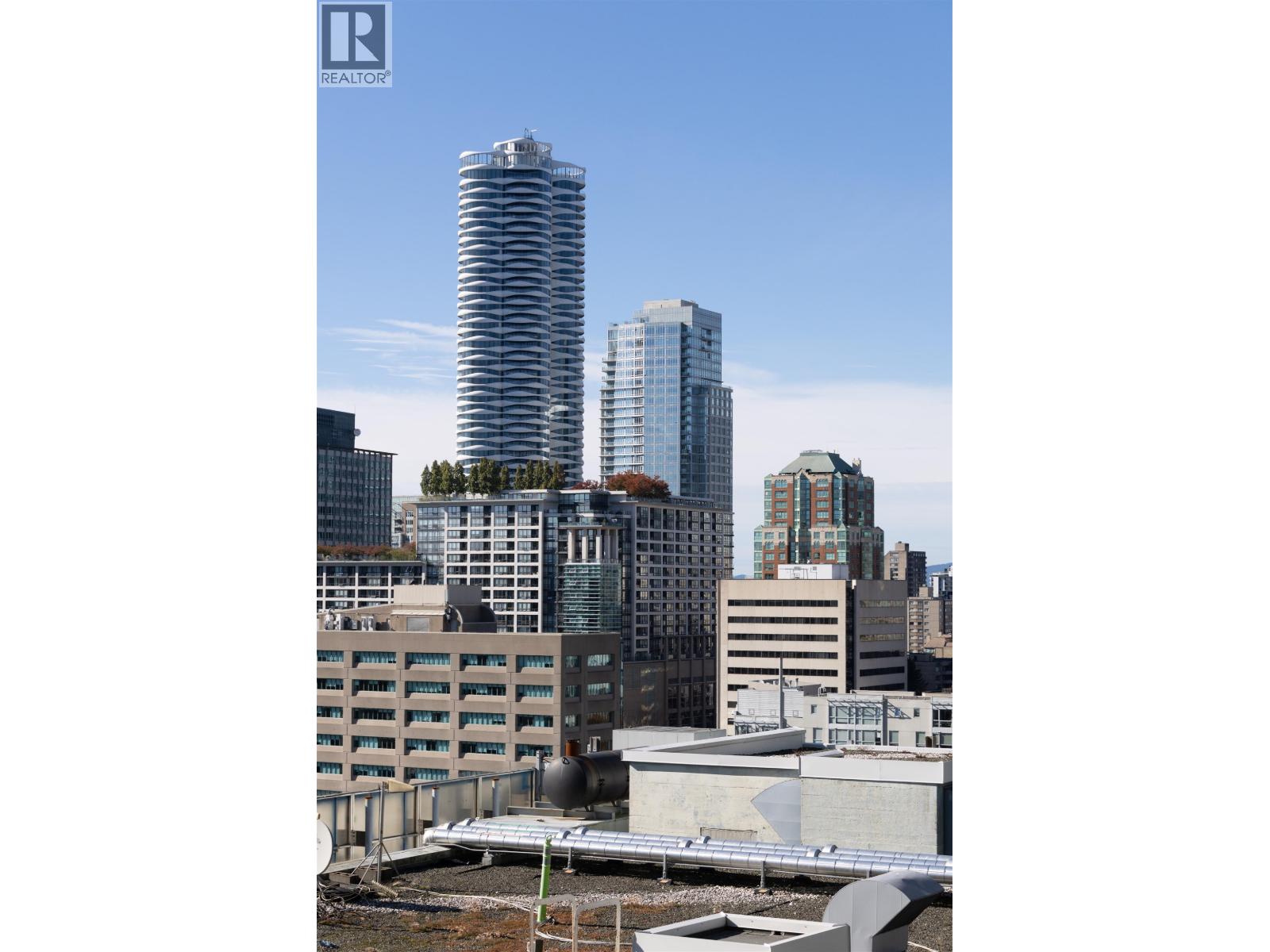 1902 777 Richards Street Property Photo 24