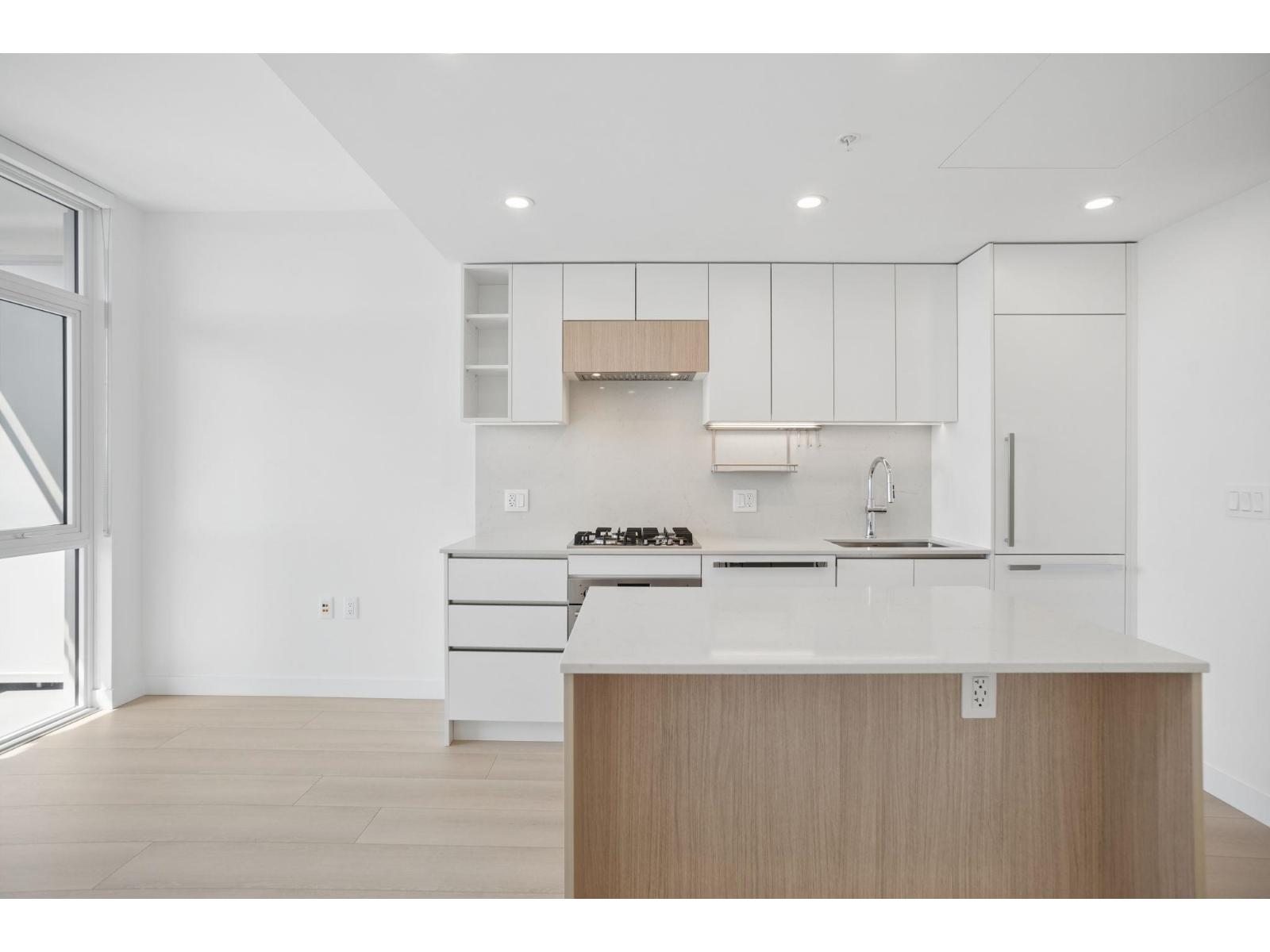 3908 13573 98a Avenue Property Photo 1