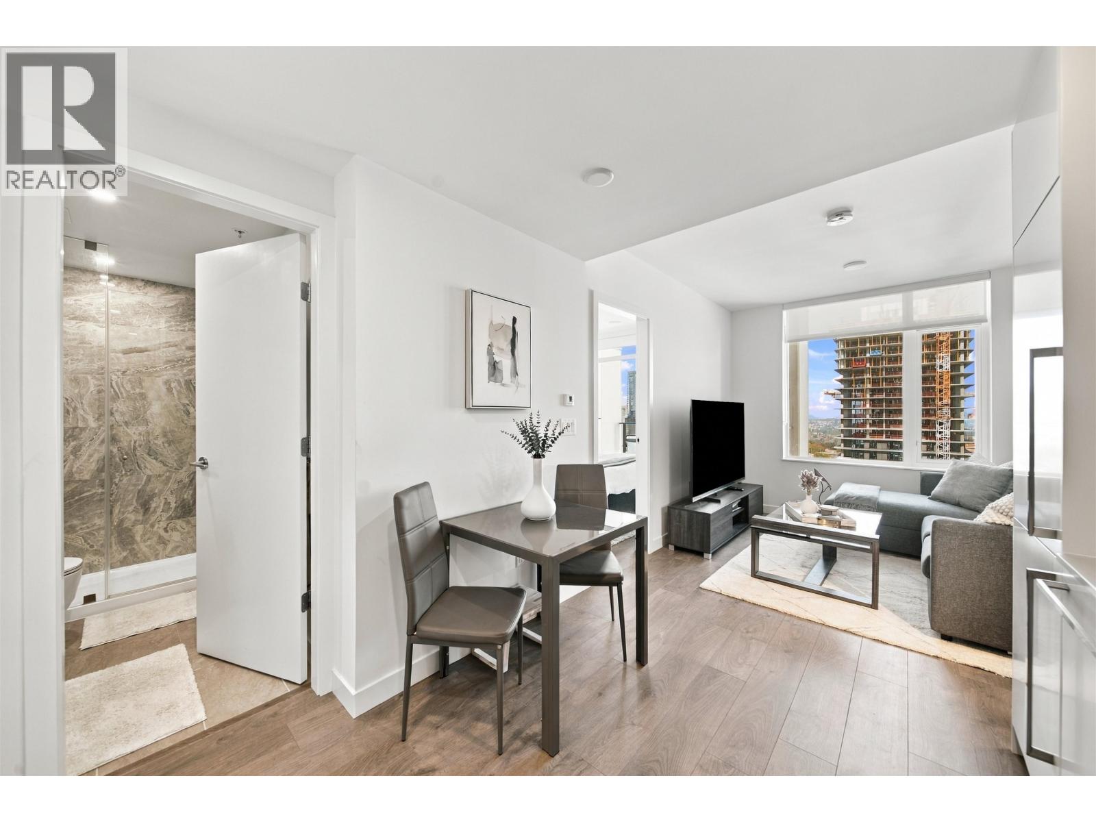 2407 6468 Willingdon Avenue Property Photo 8