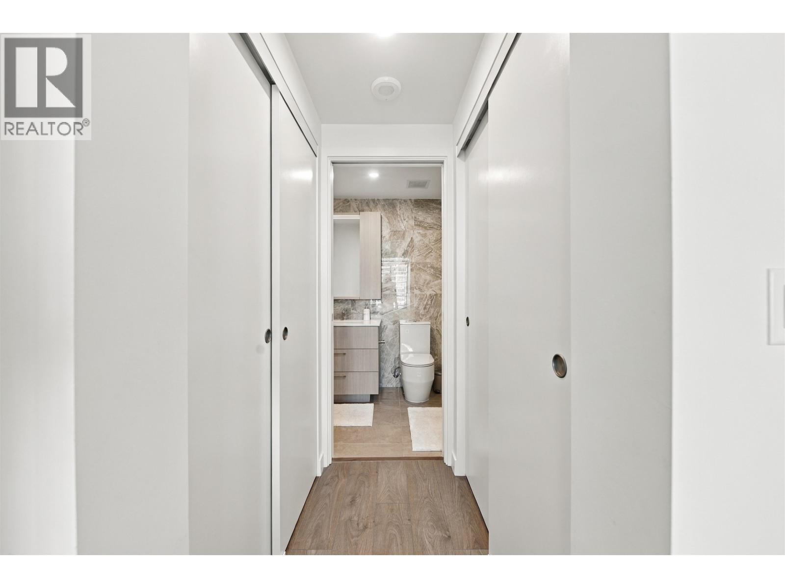 2407 6468 Willingdon Avenue Property Photo 20