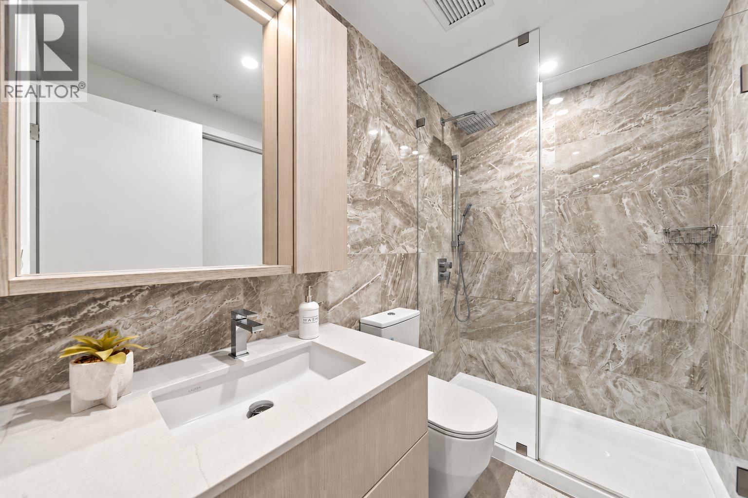 2407 6468 Willingdon Avenue Property Photo 21