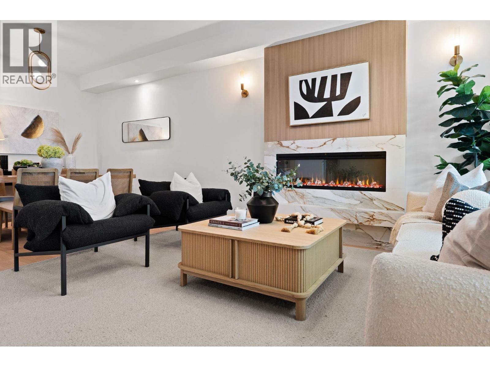 3 1491 Devonshire Crescent Property Photo 6