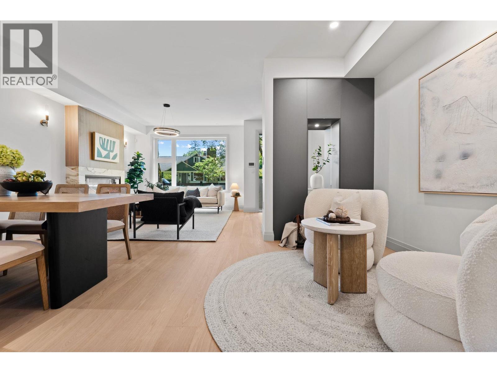 3 1491 Devonshire Crescent Property Photo 10