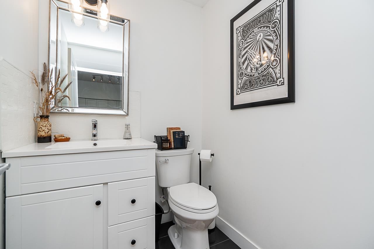 44 21535 88 Avenue Property Photo 14