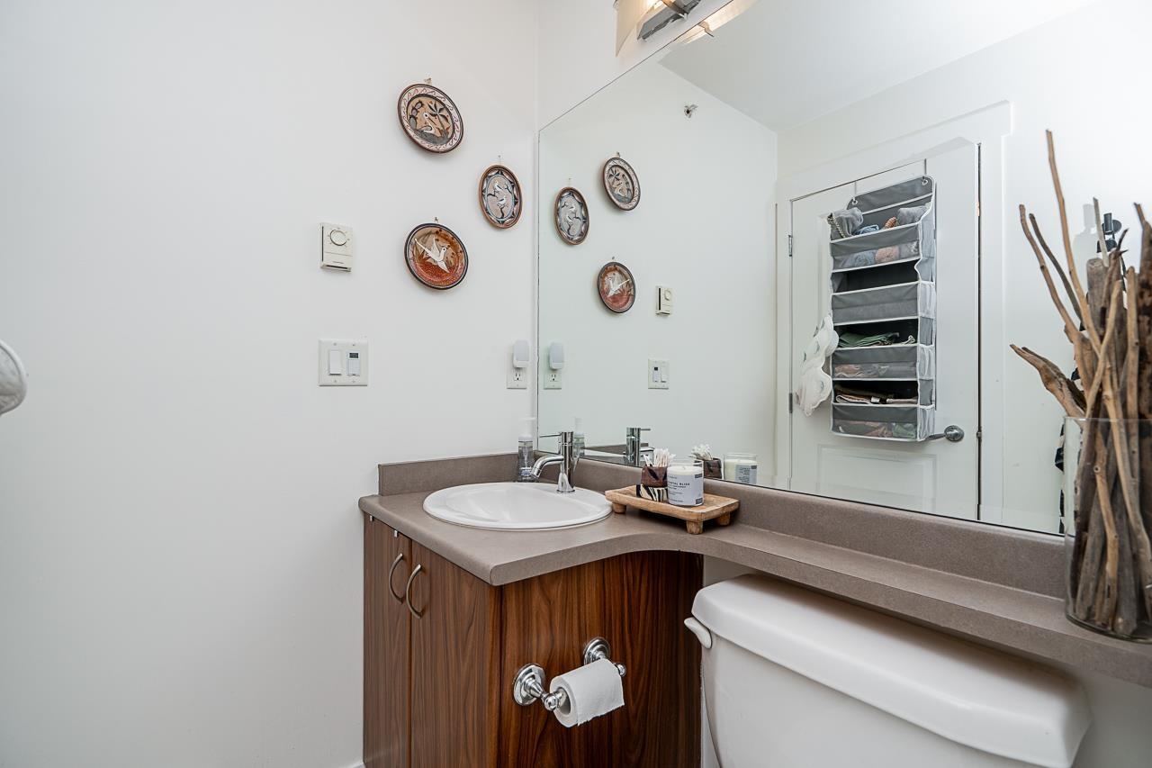 44 21535 88 Avenue Property Photo 23