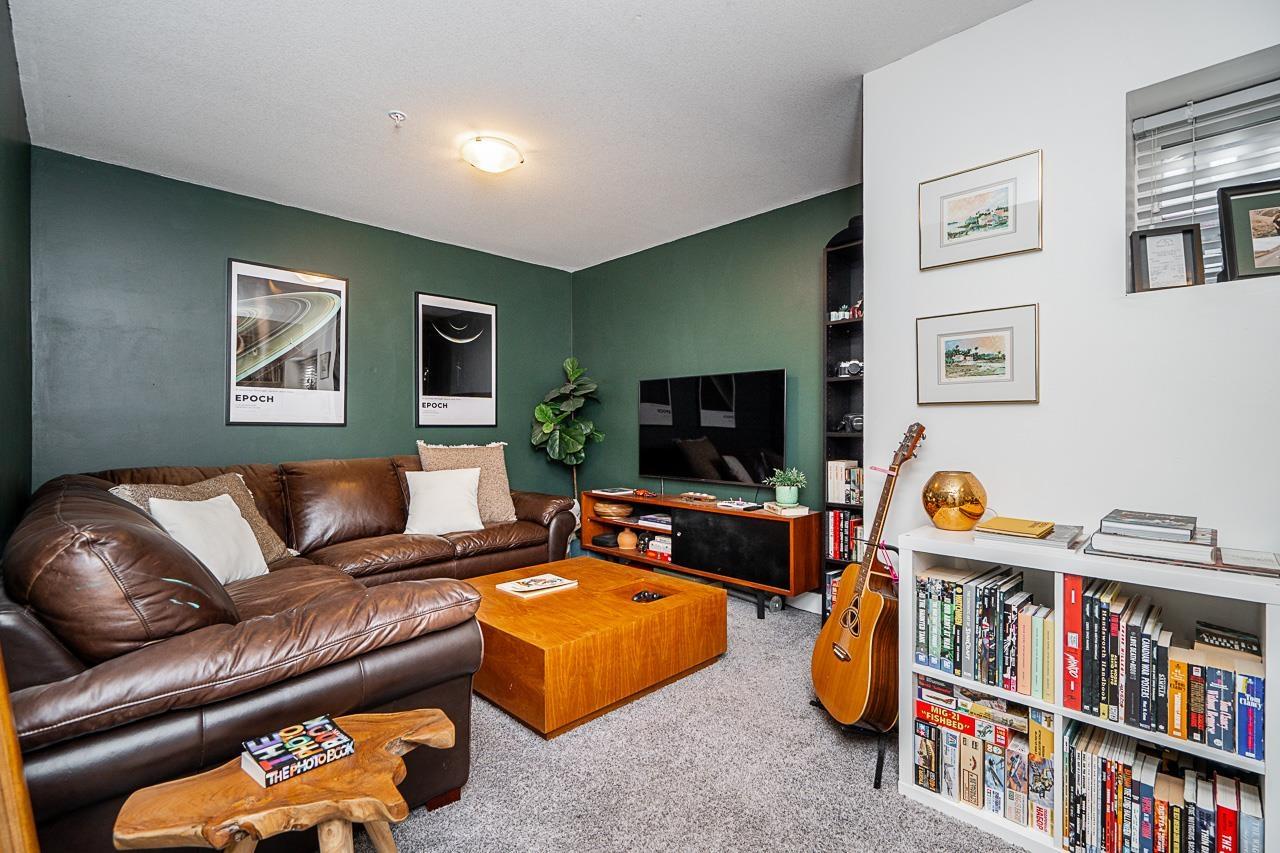 44 21535 88 Avenue Property Photo 25