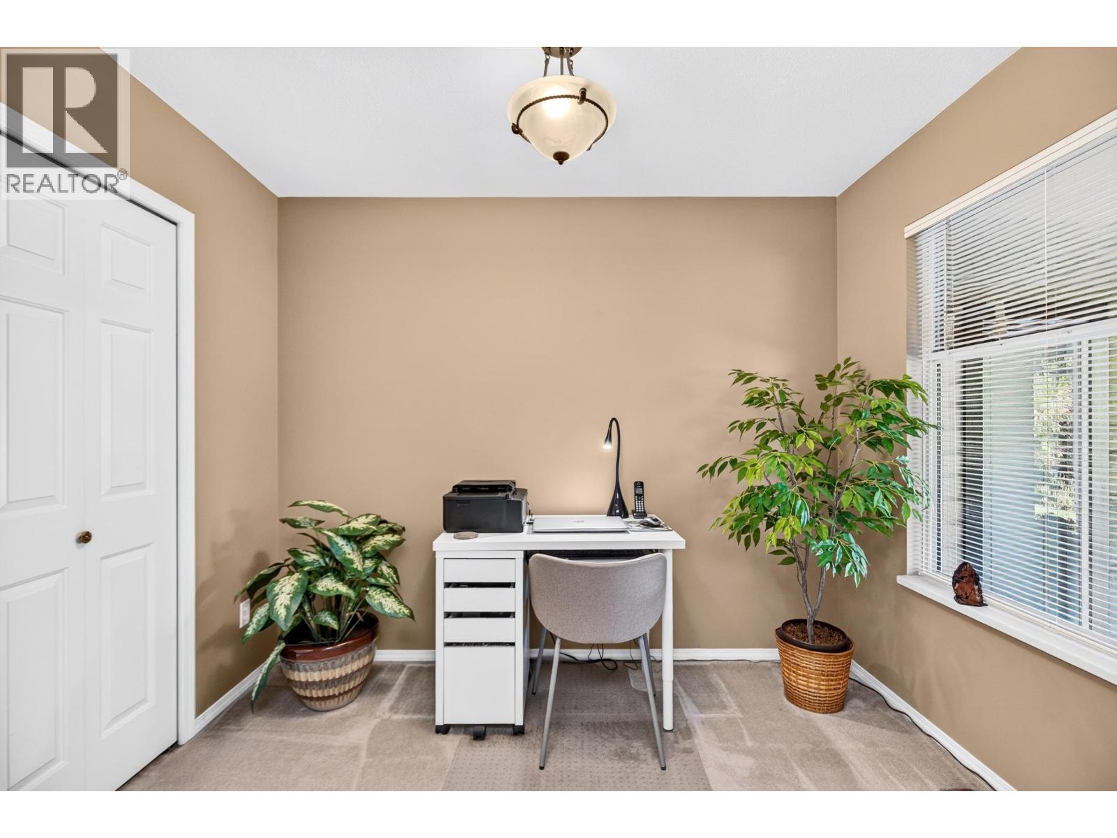 21424 River Road Property Photo 4