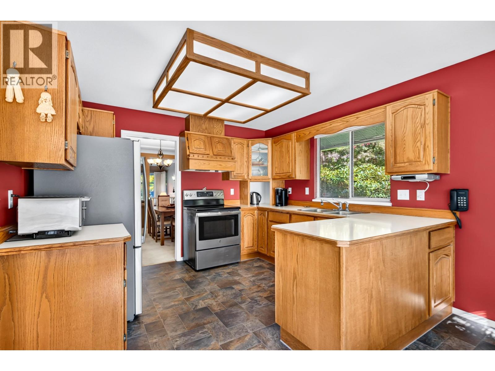 21424 River Road Property Photo 13