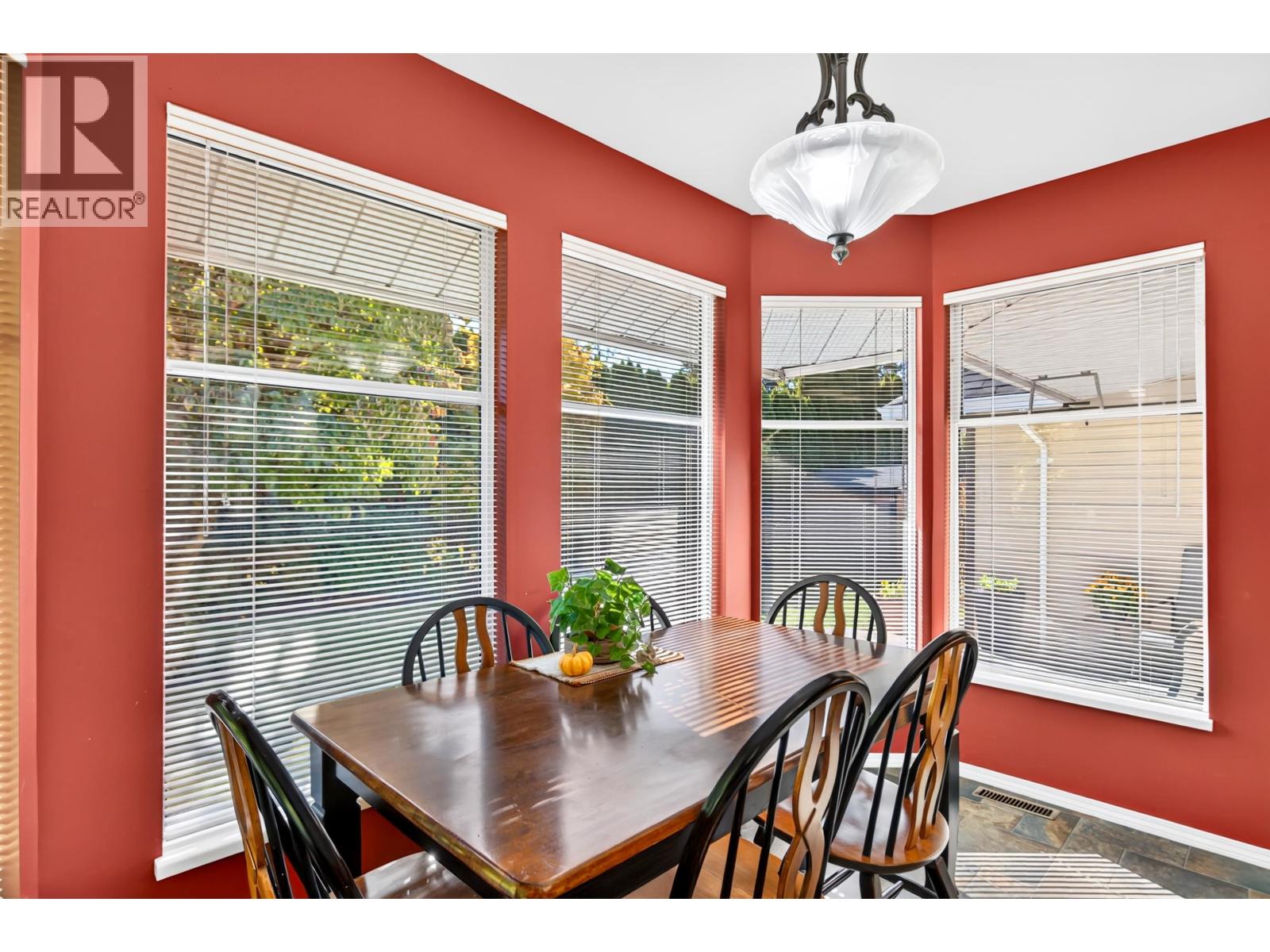 21424 River Road Property Photo 15