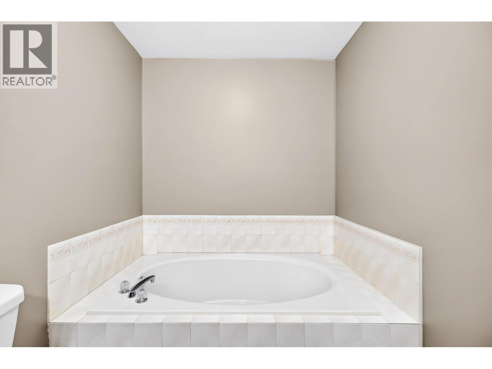 21424 River Road Property Photo 28