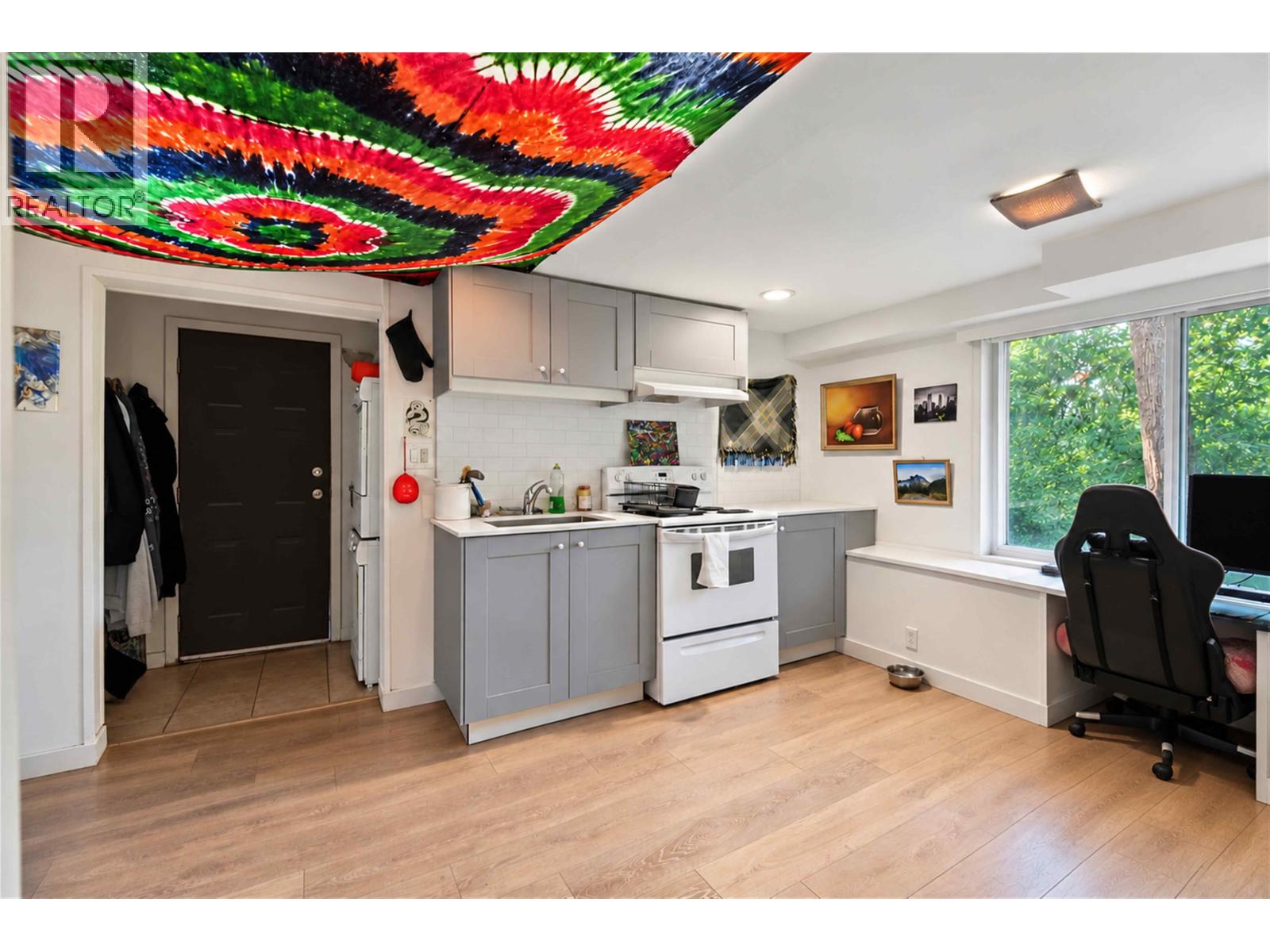 1004 Delestre Avenue Property Photo 19