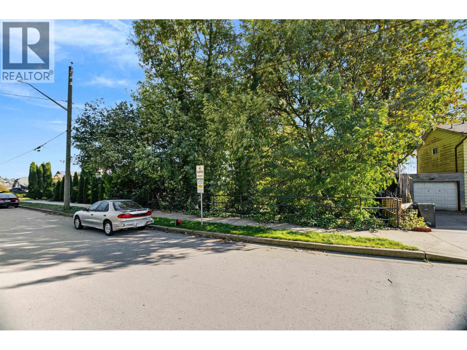 1004 Delestre Avenue Property Photo 30