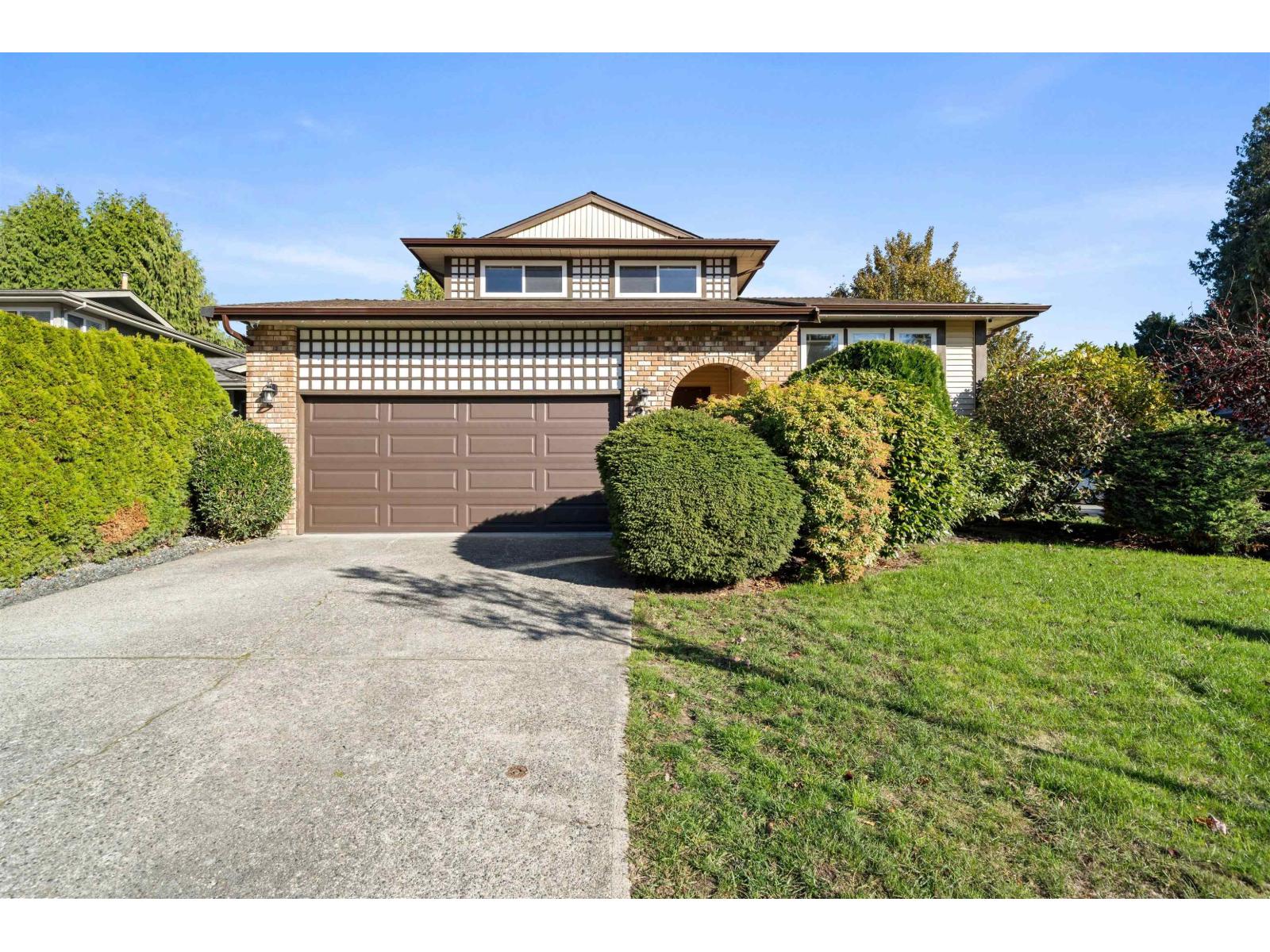 1862 148A STREET Property Photo 1