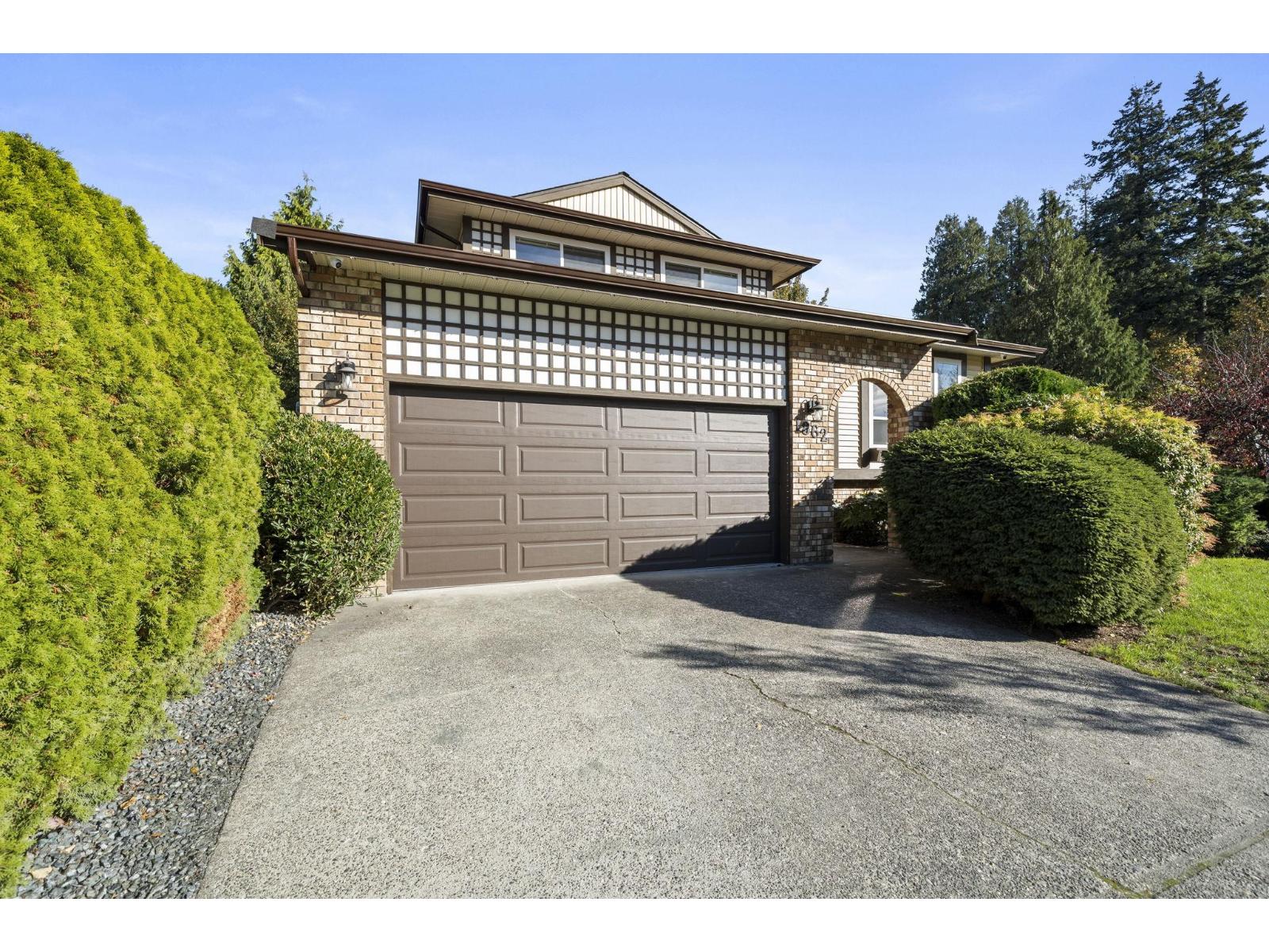 1862 148a Street Property Photo 2
