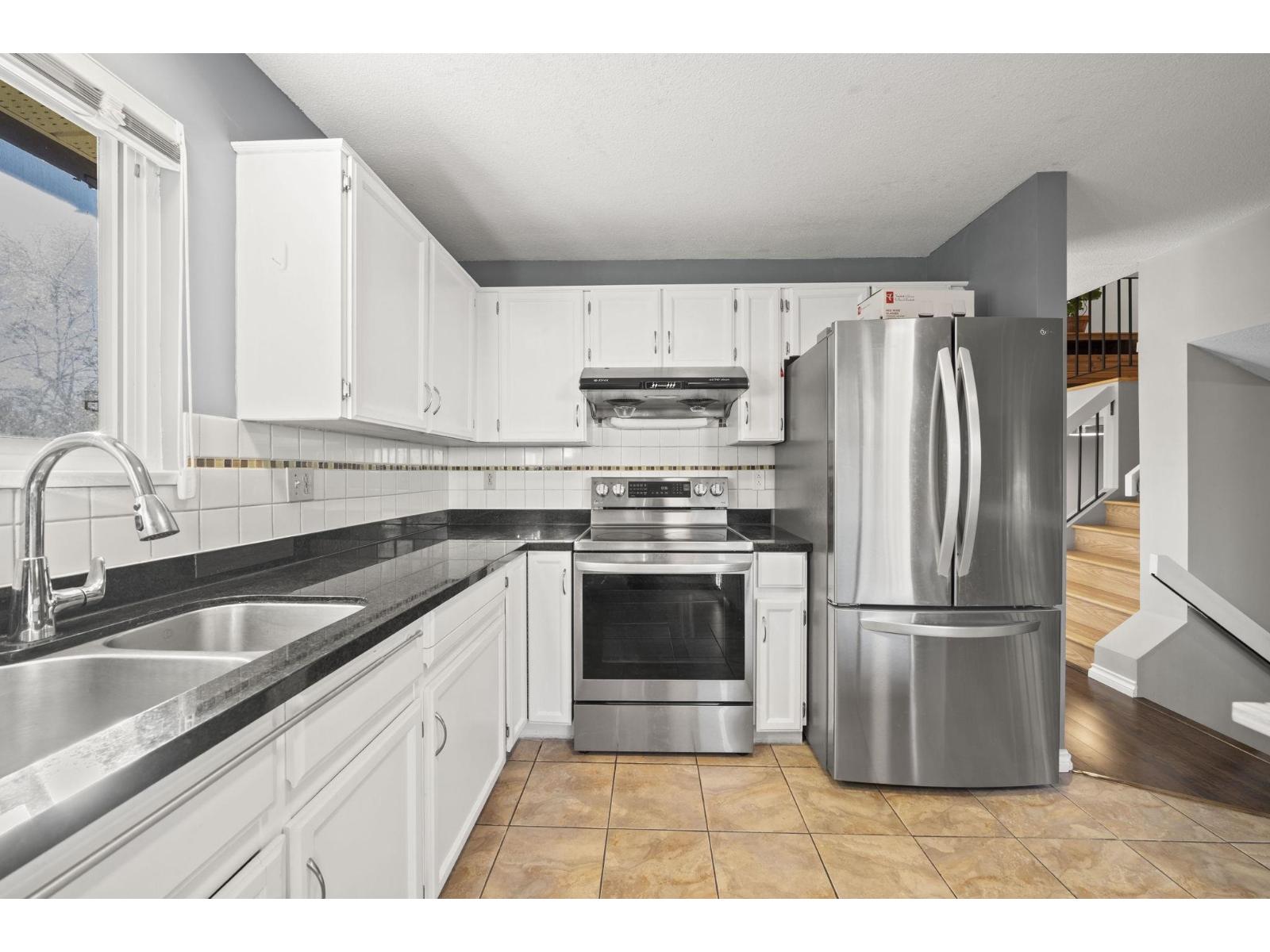 1862 148a Street Property Photo 13