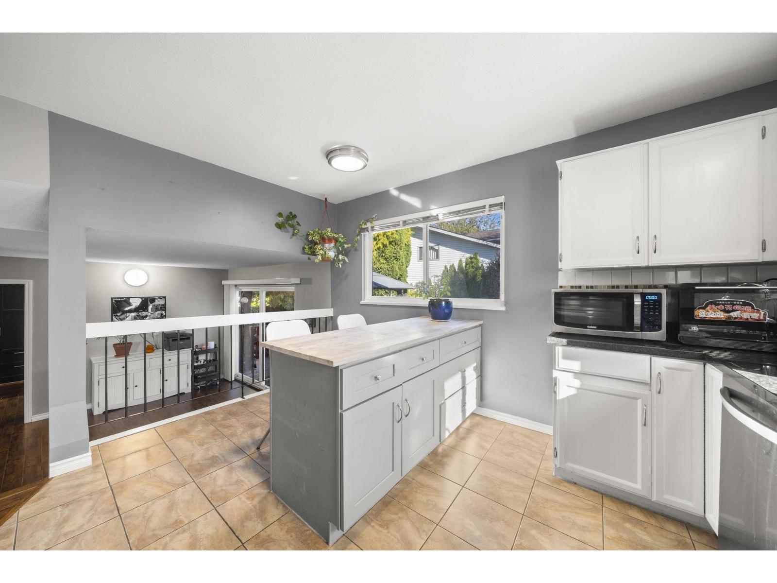 1862 148a Street Property Photo 15