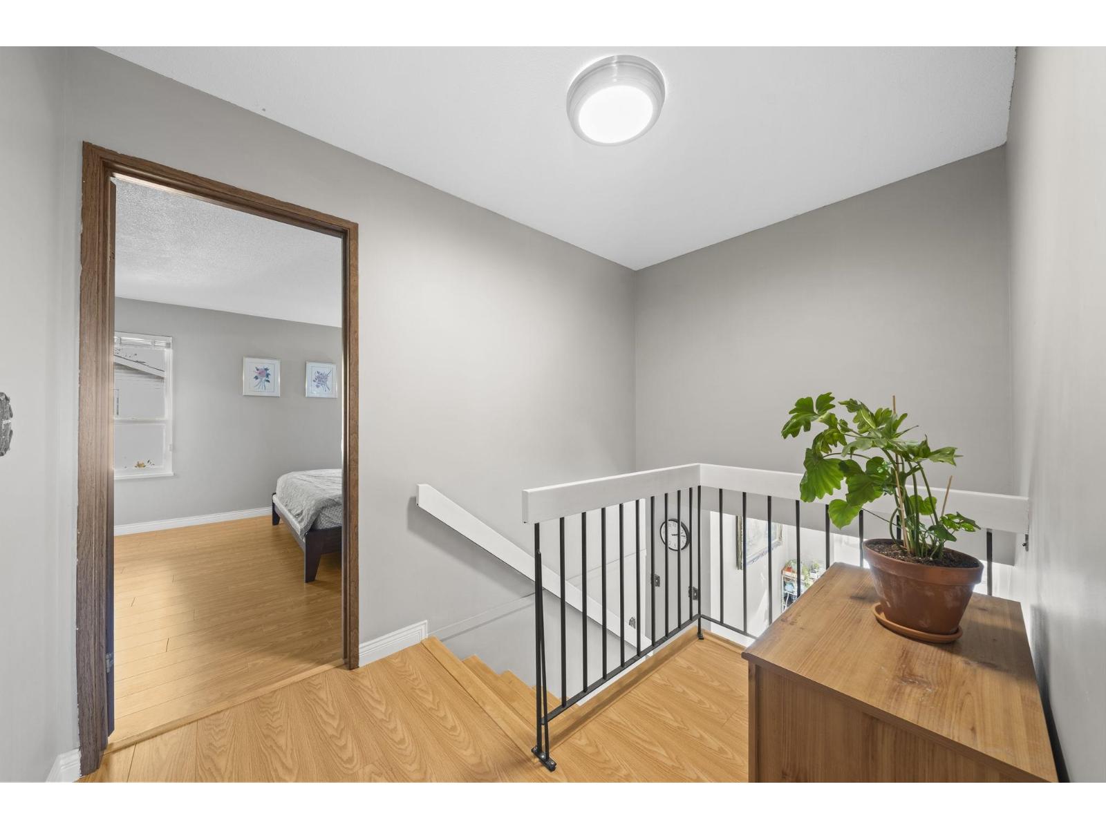 1862 148a Street Property Photo 20