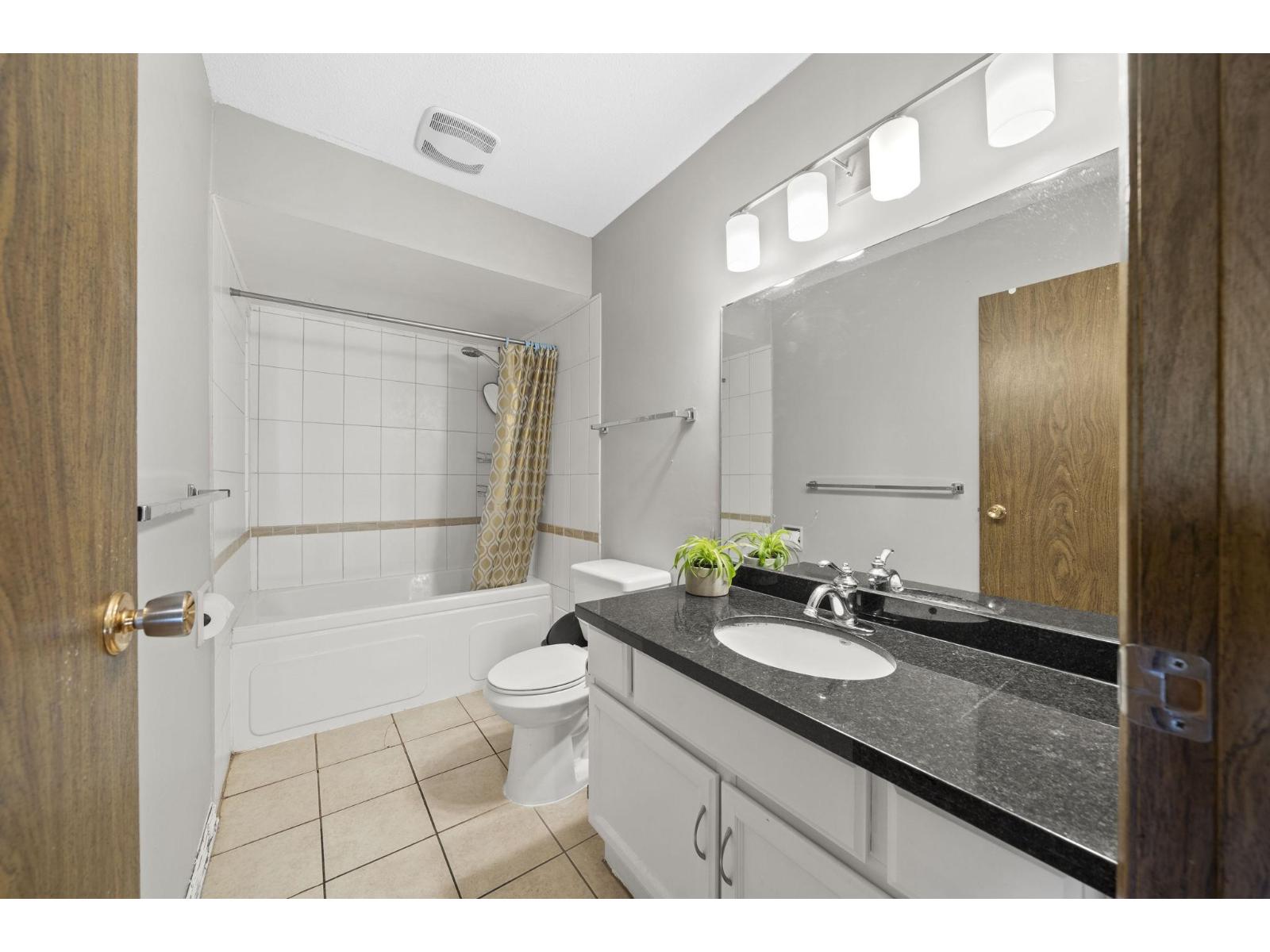 1862 148a Street Property Photo 23