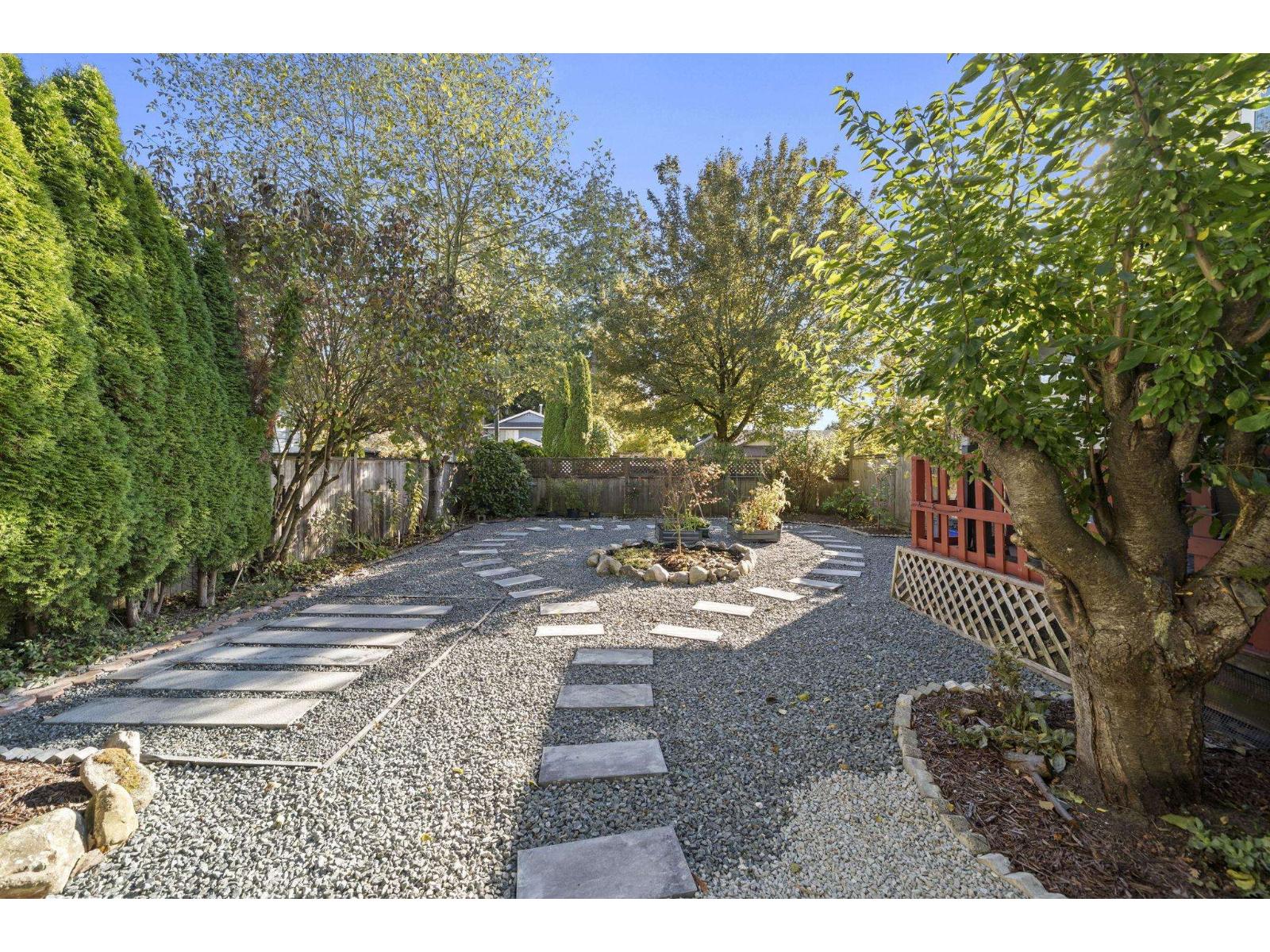 1862 148a Street Property Photo 32