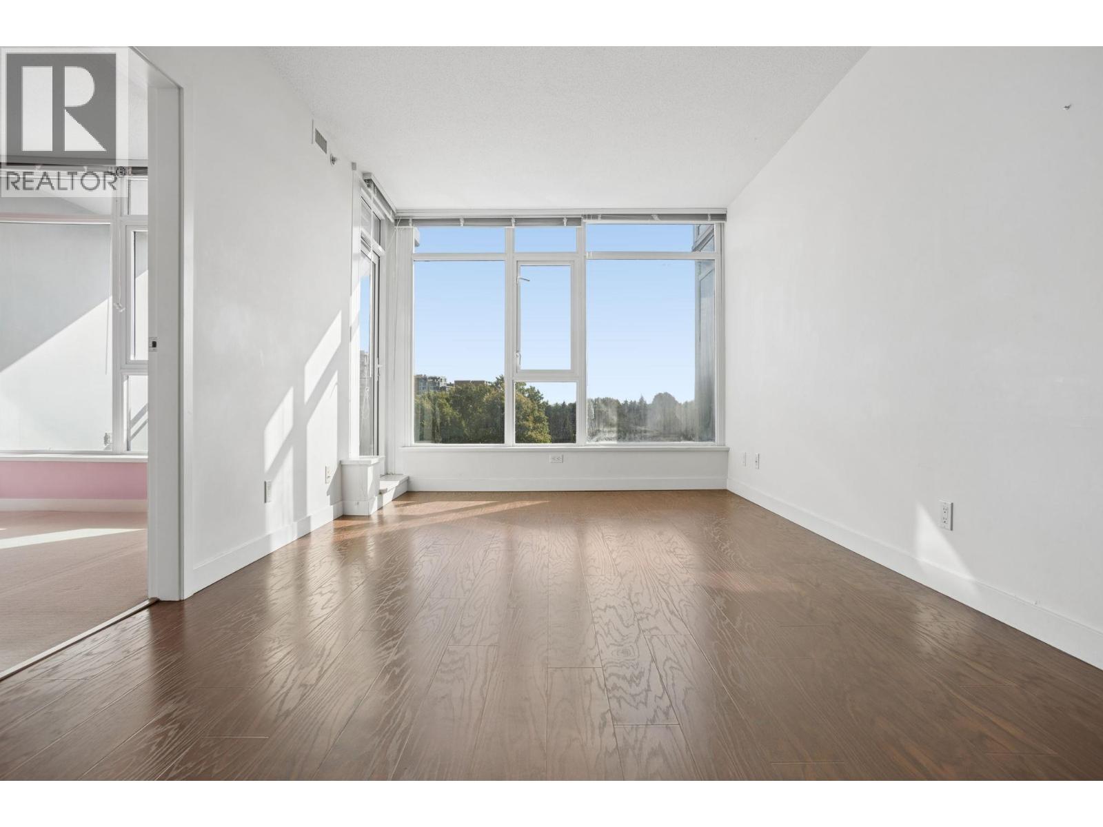 1005 7373 WESTMINSTER HIGHWAY Property Photo 1