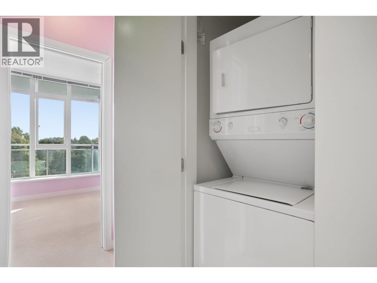 1005 7373 Westminster Highway Property Photo 17
