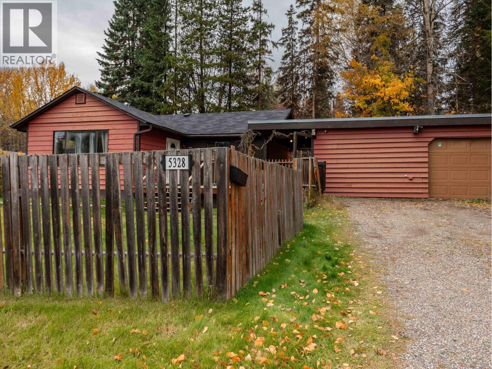 5328 Cook Crescent Property Photo 7