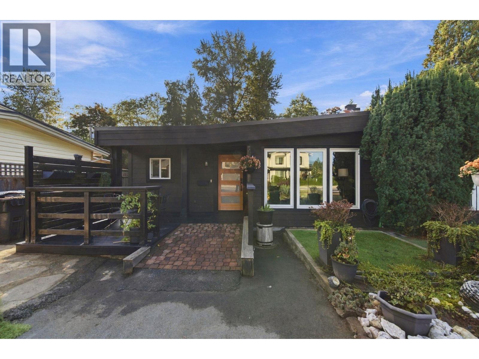 1432 Barberry Drive Property Photo 33
