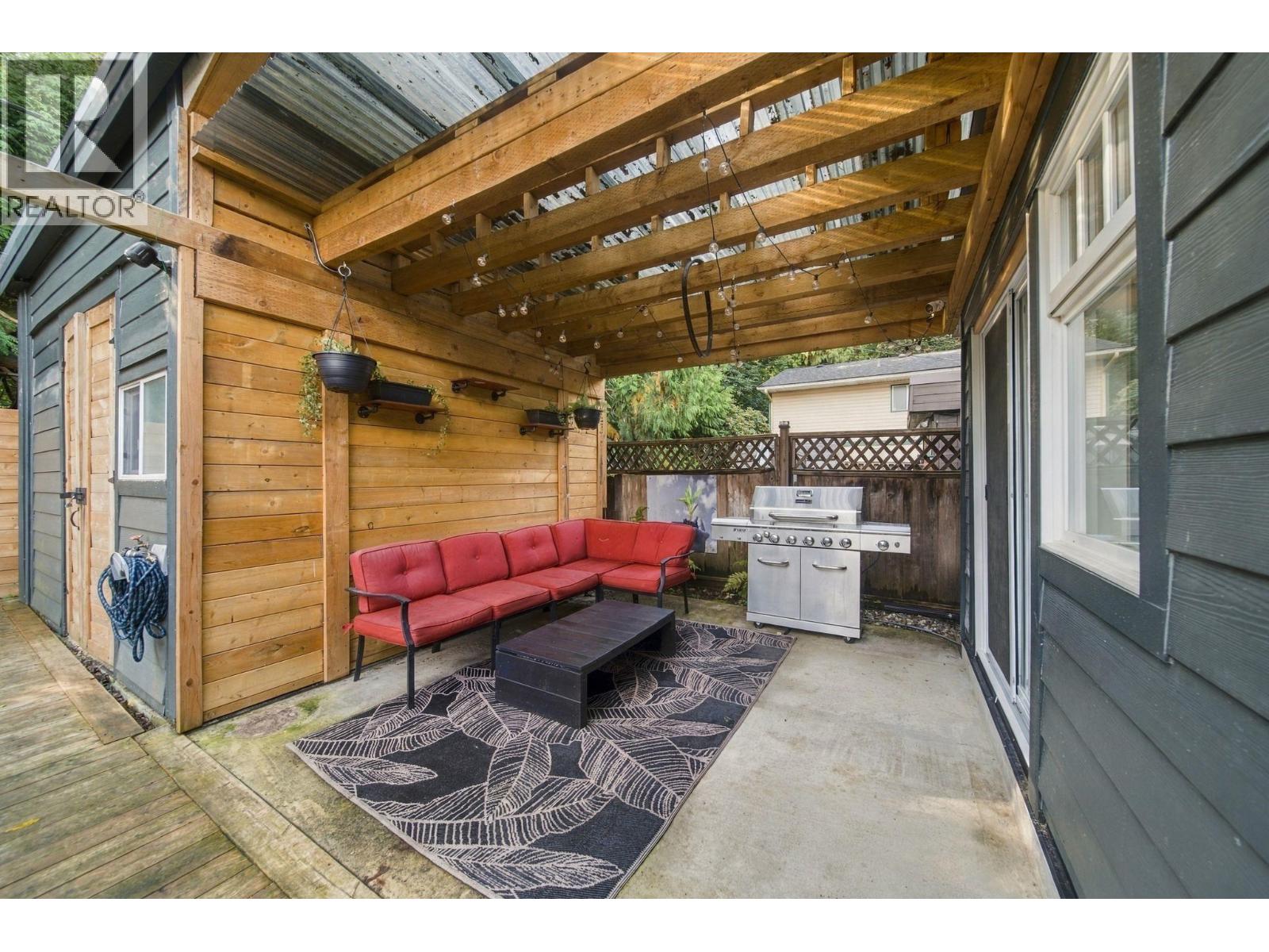 1432 Barberry Drive Property Photo 34