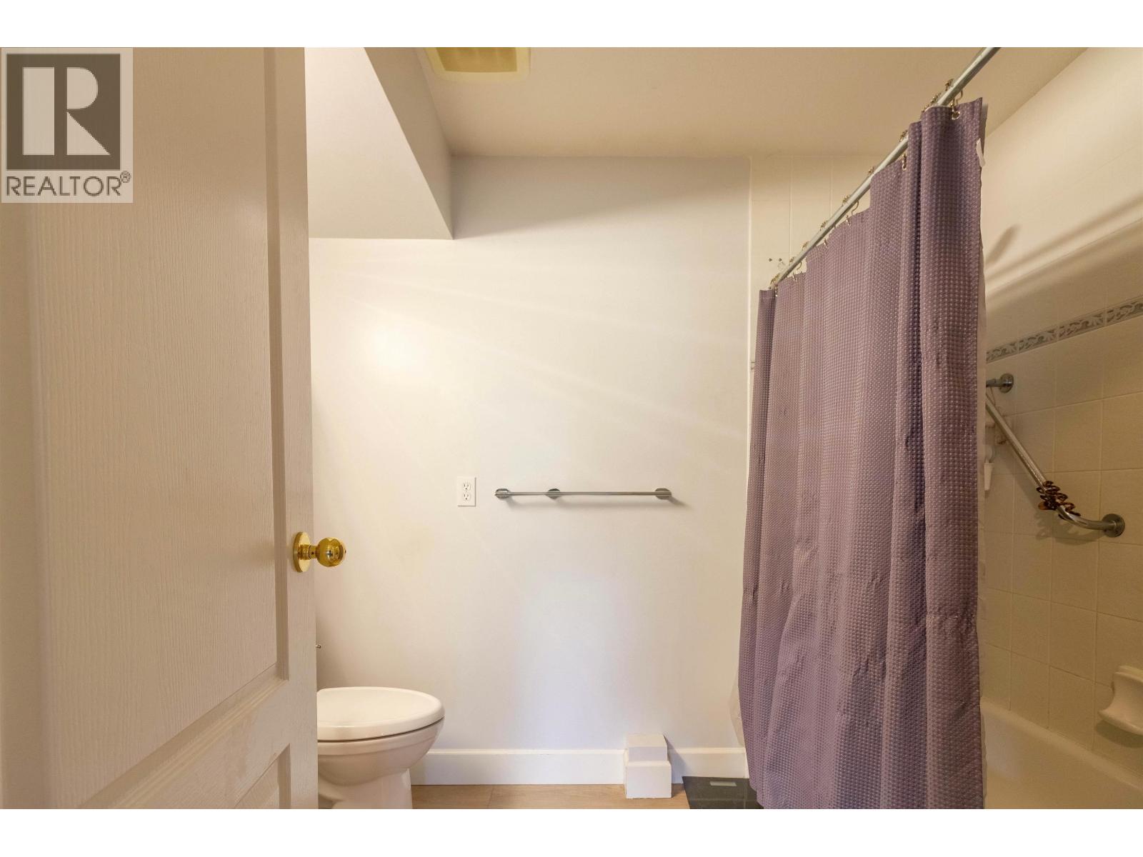 2115 Berkshire Crescent Property Photo 21