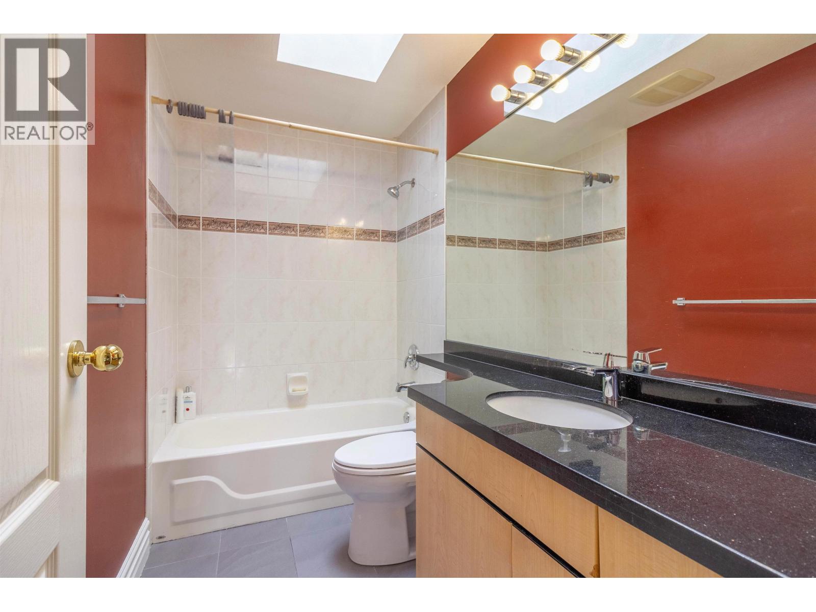 2115 Berkshire Crescent Property Photo 24