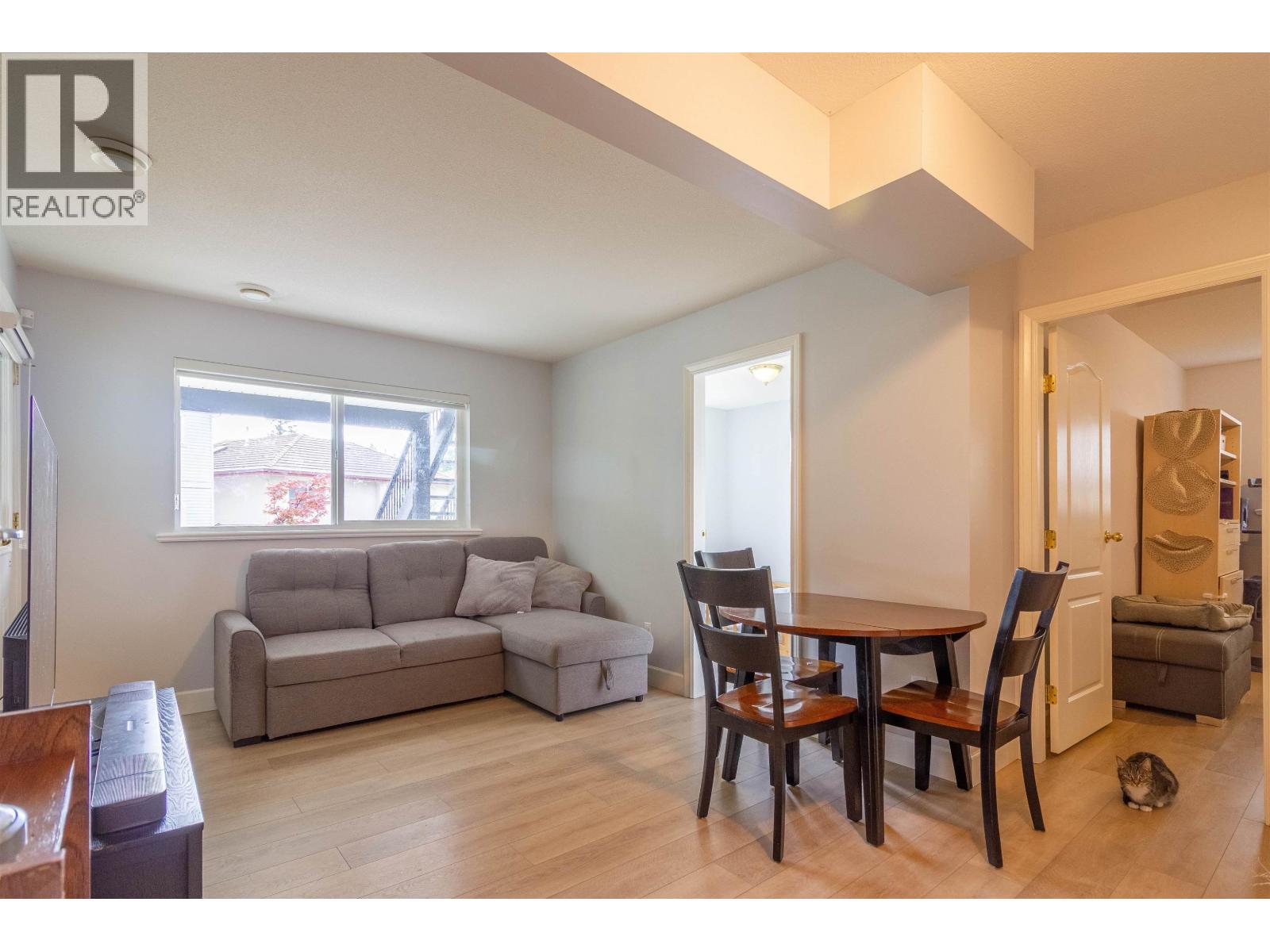2115 Berkshire Crescent Property Photo 25