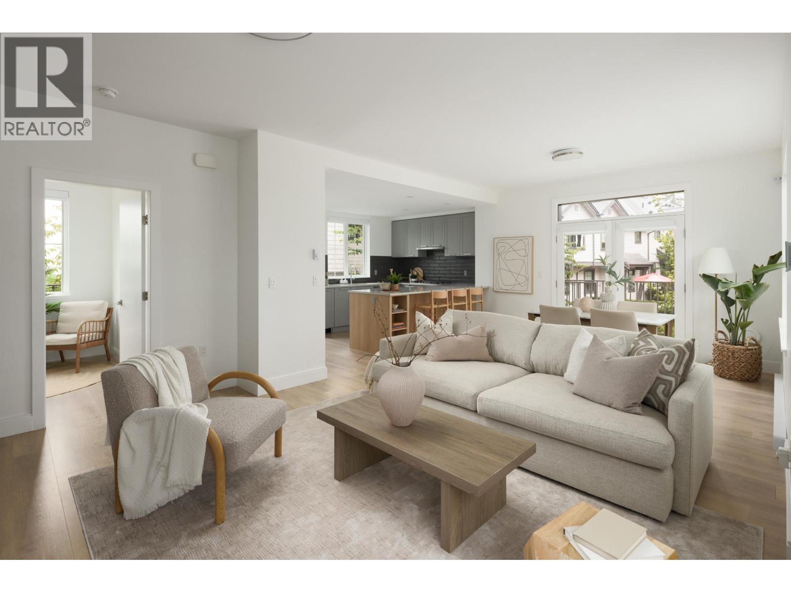 100 1310 Mitchell Street Property Photo 16