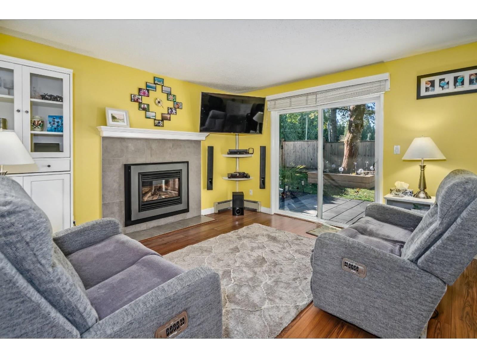 8 4840 207 Street Property Photo 7