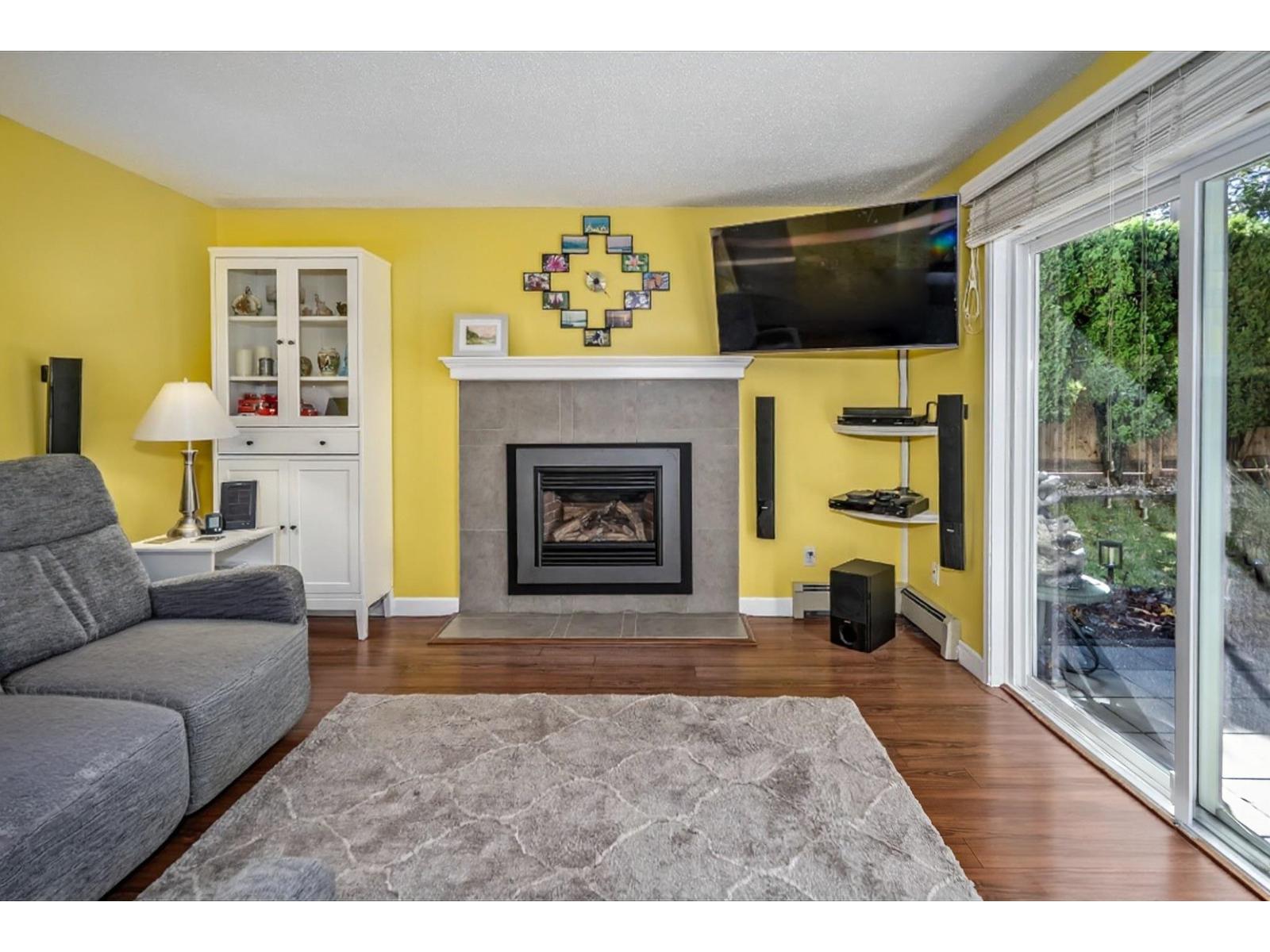 8 4840 207 Street Property Photo 8