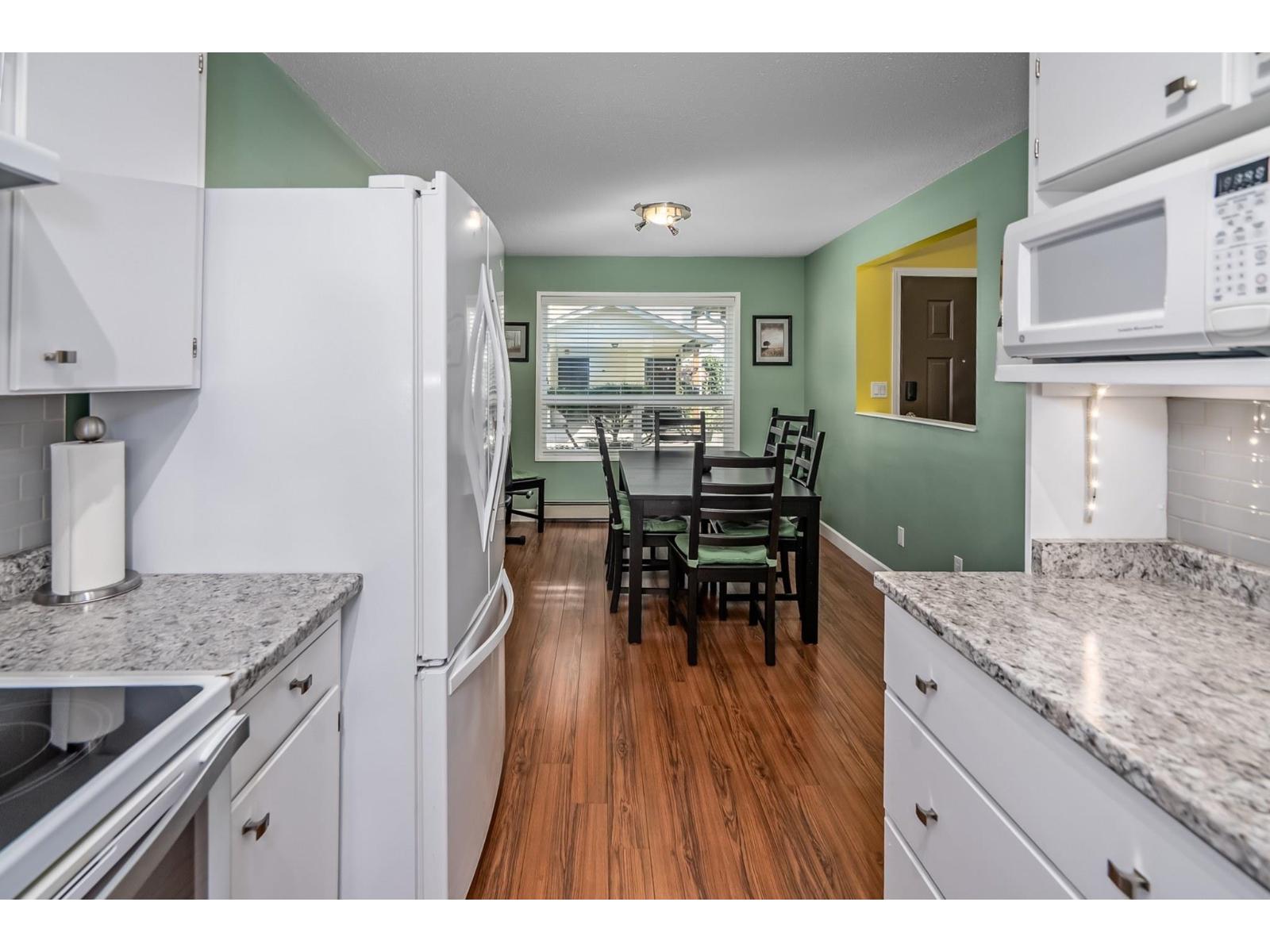 8 4840 207 Street Property Photo 14