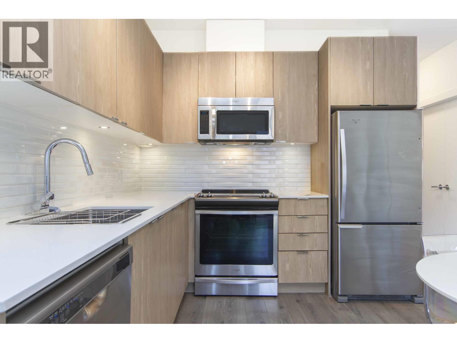 207 1150 Bailey Street Property Photo 5