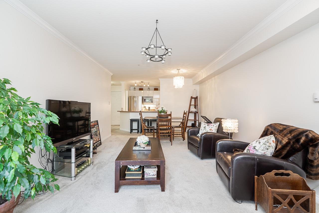 202 15130 29a Avenue Property Photo 11