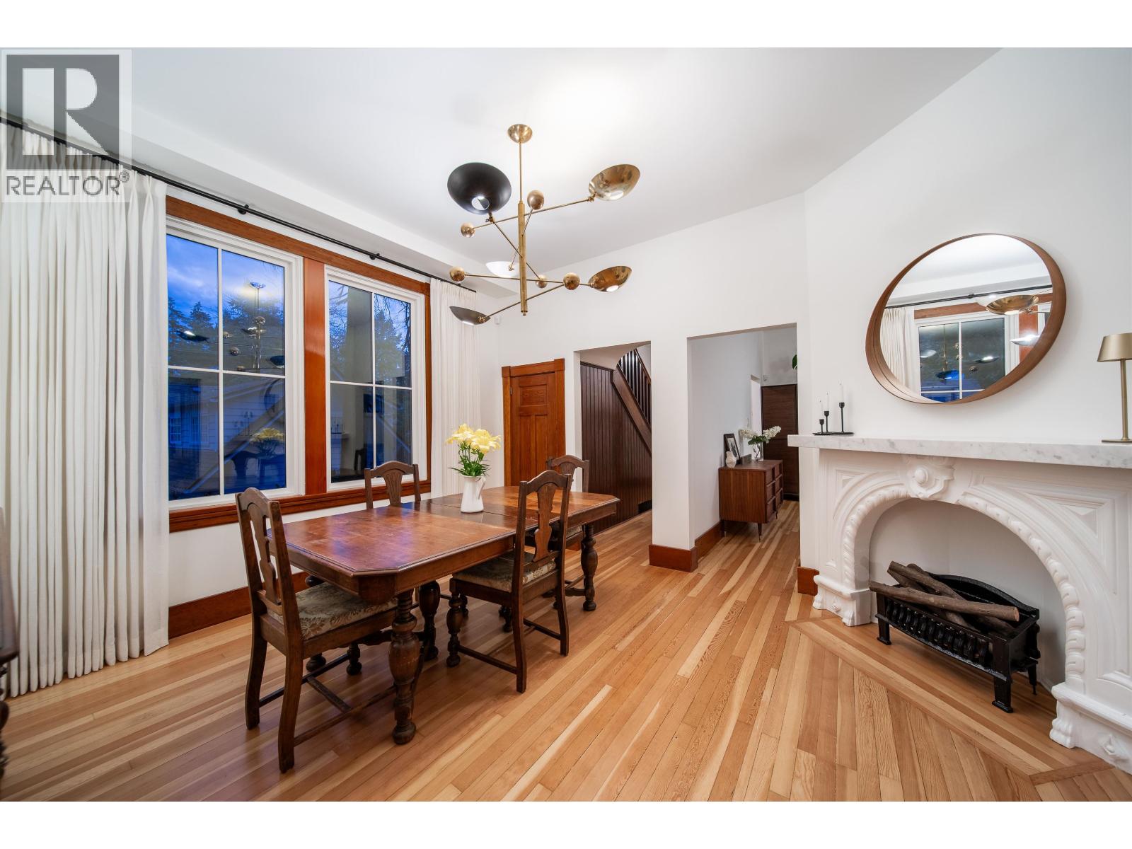 109 Oakland Street Property Photo 5
