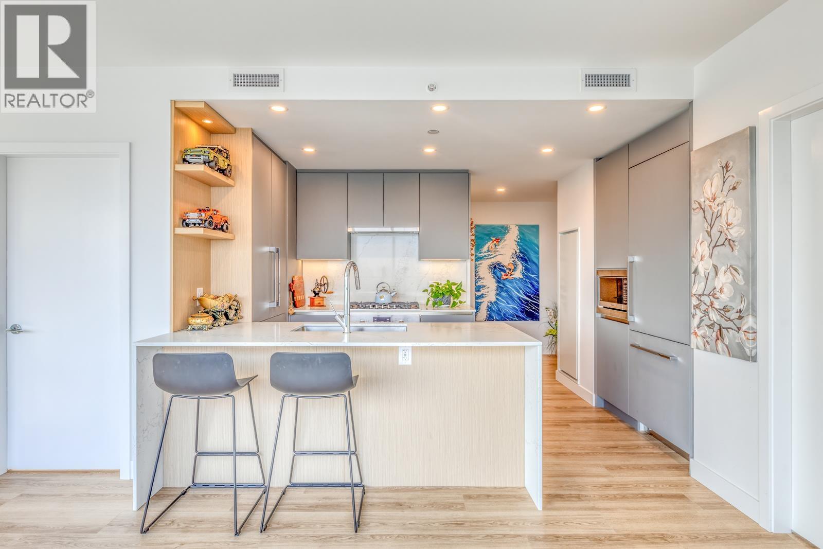 1503 5593 No. 3 Road Property Photo 8