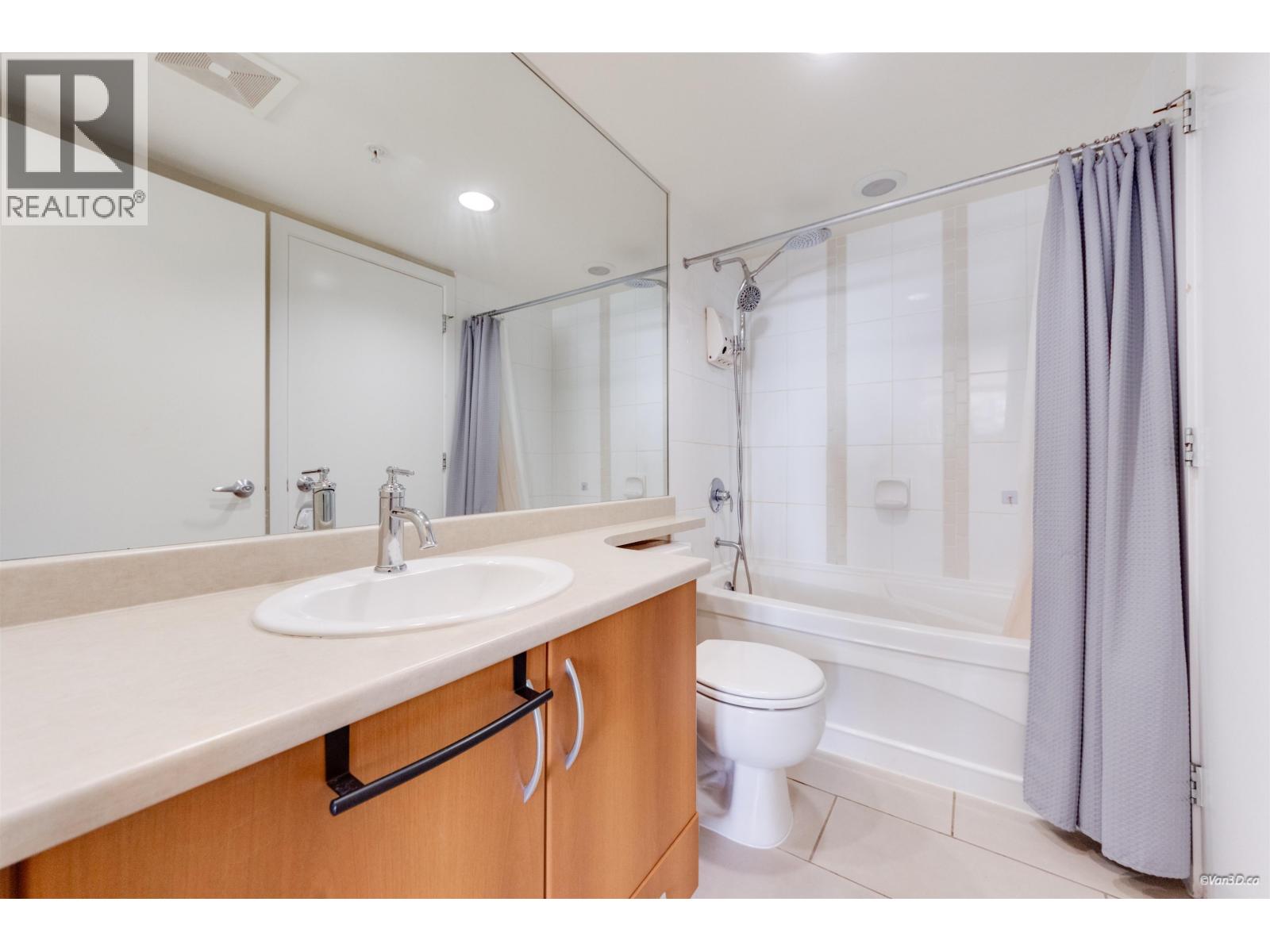 1601 7108 Collier Street Property Photo 15