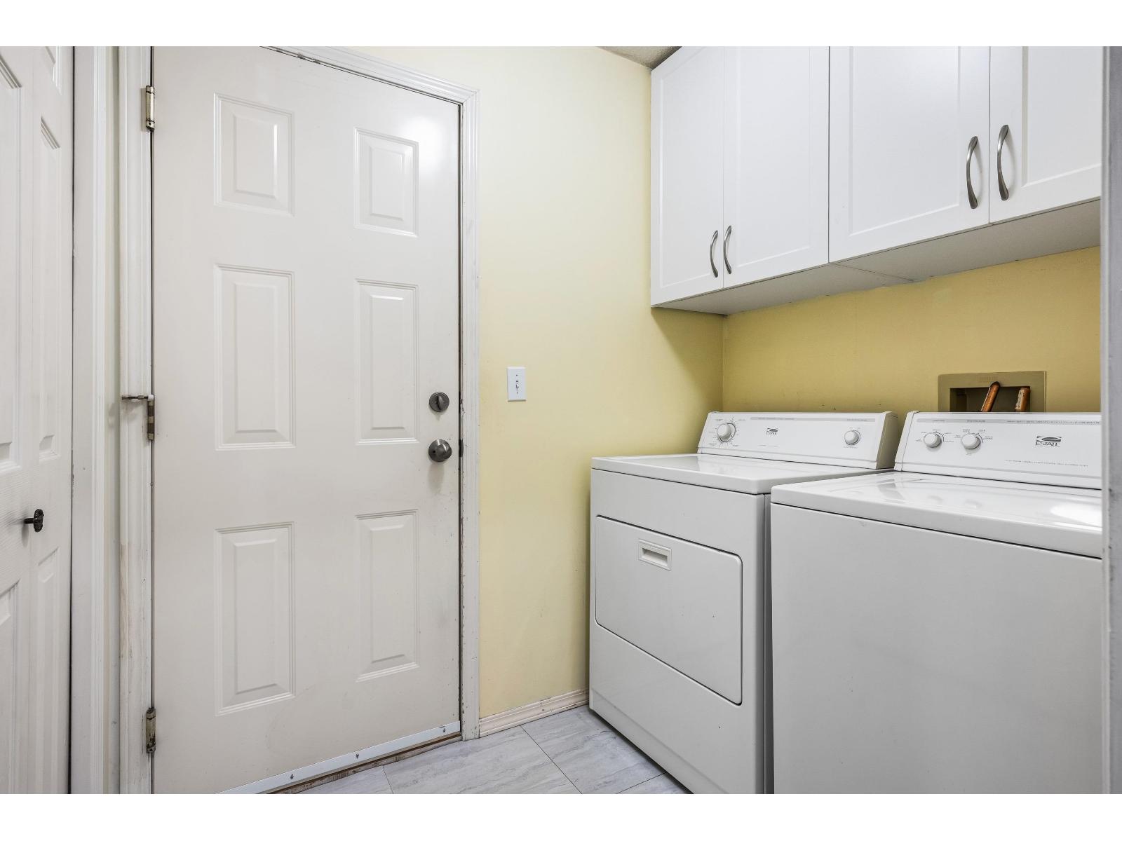 45430 Bernard Avenue Property Photo 25