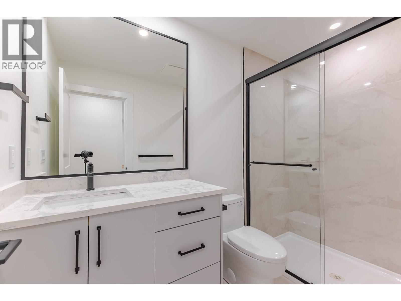 104 1045 Quadling Avenue Property Photo 15