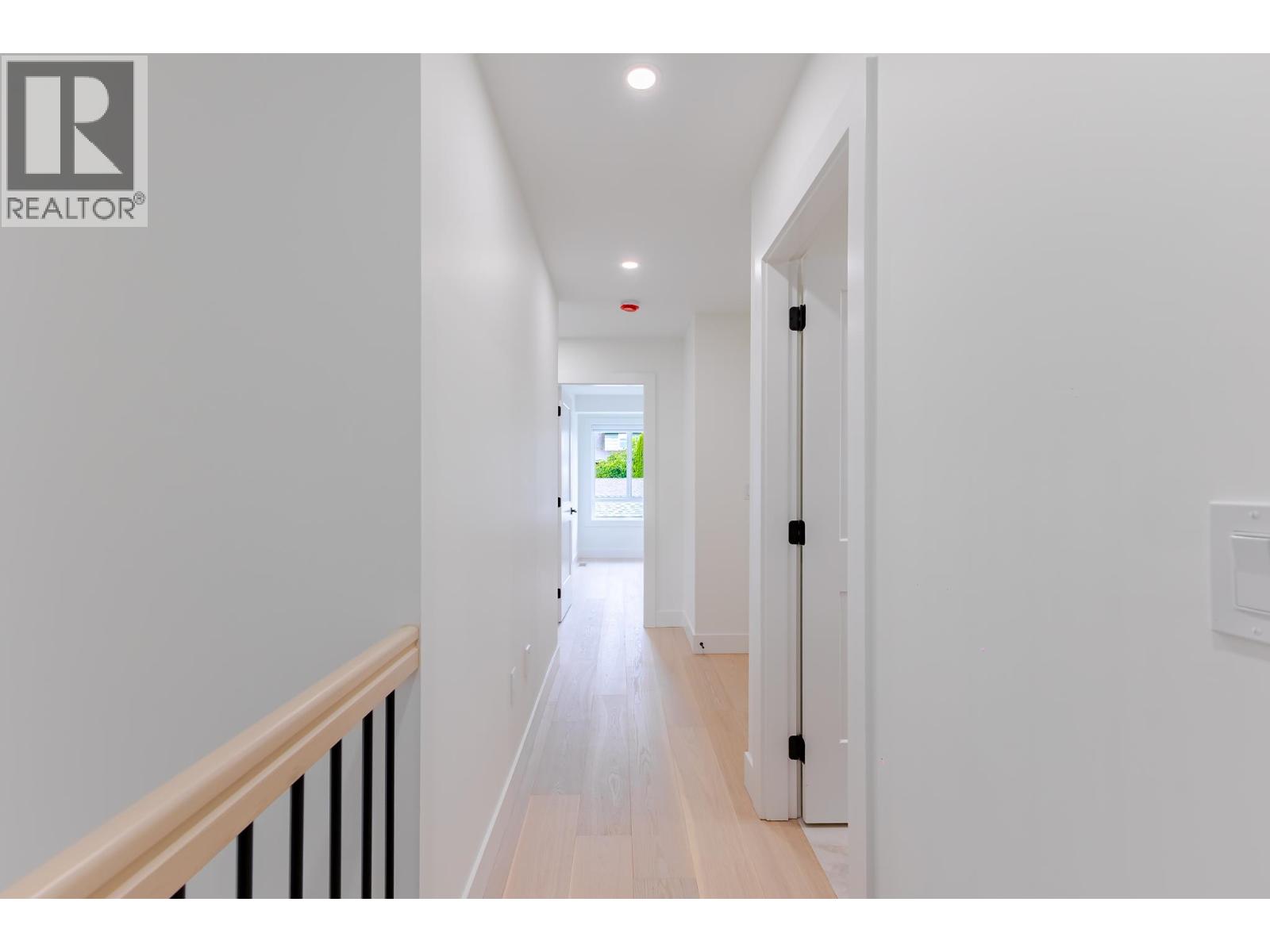 104 1045 Quadling Avenue Property Photo 18