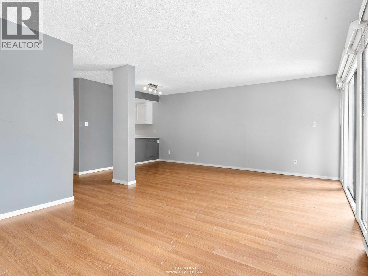 6 7335 Montecito Drive Property Photo 6